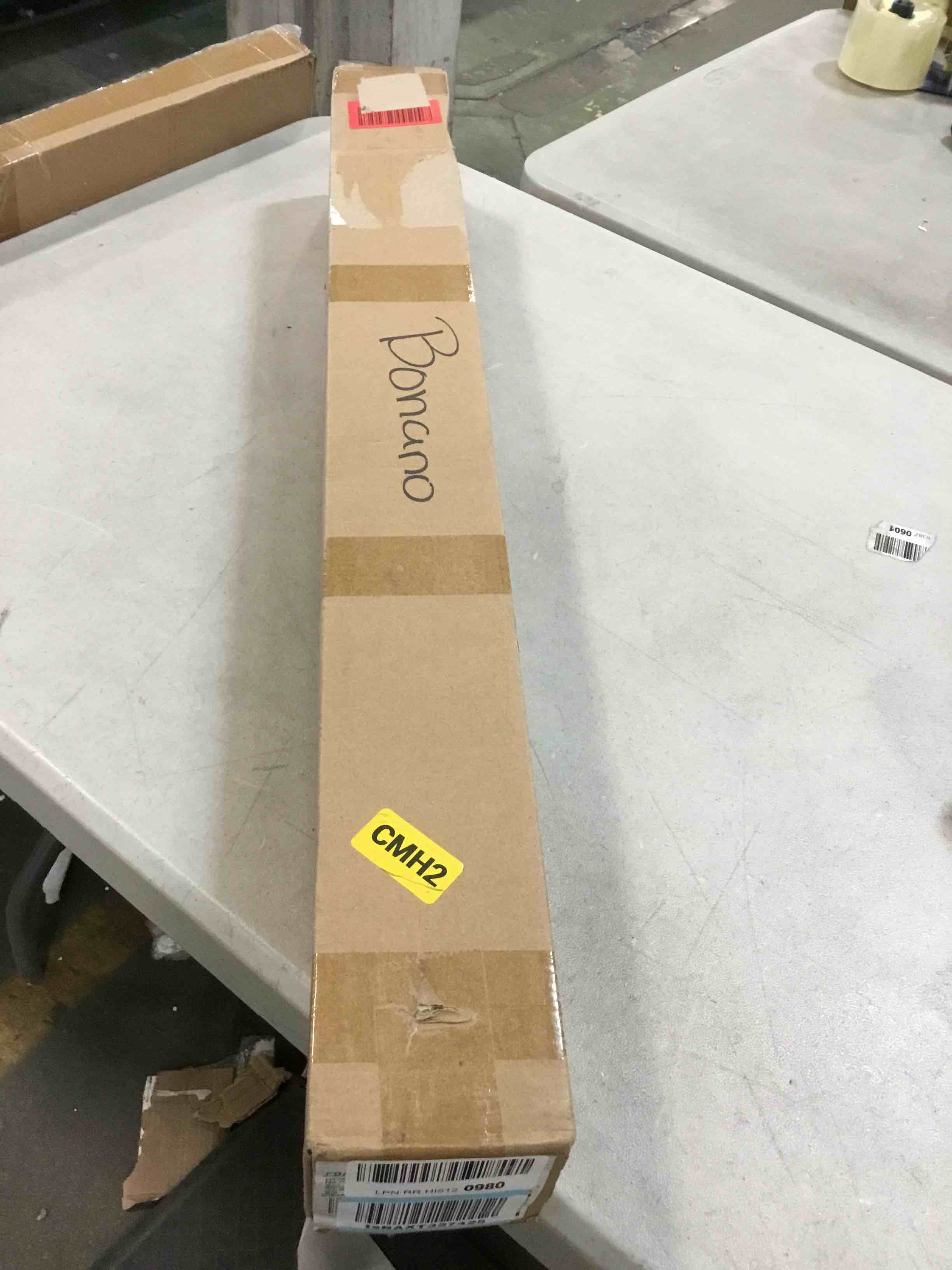 https://s3.amazonaws.com/lotting-images-prod/bidfta/BLU5941156_1707938427002.jpeg