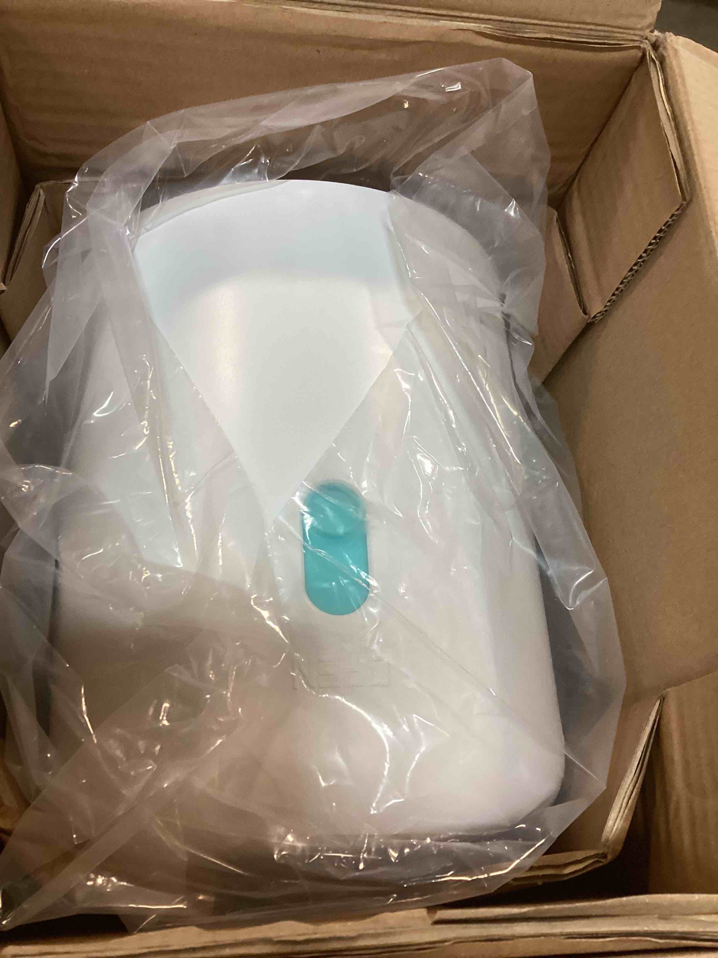 https://s3.amazonaws.com/lotting-images-prod/bidfta/BLU5941468_1708448490404.jpeg