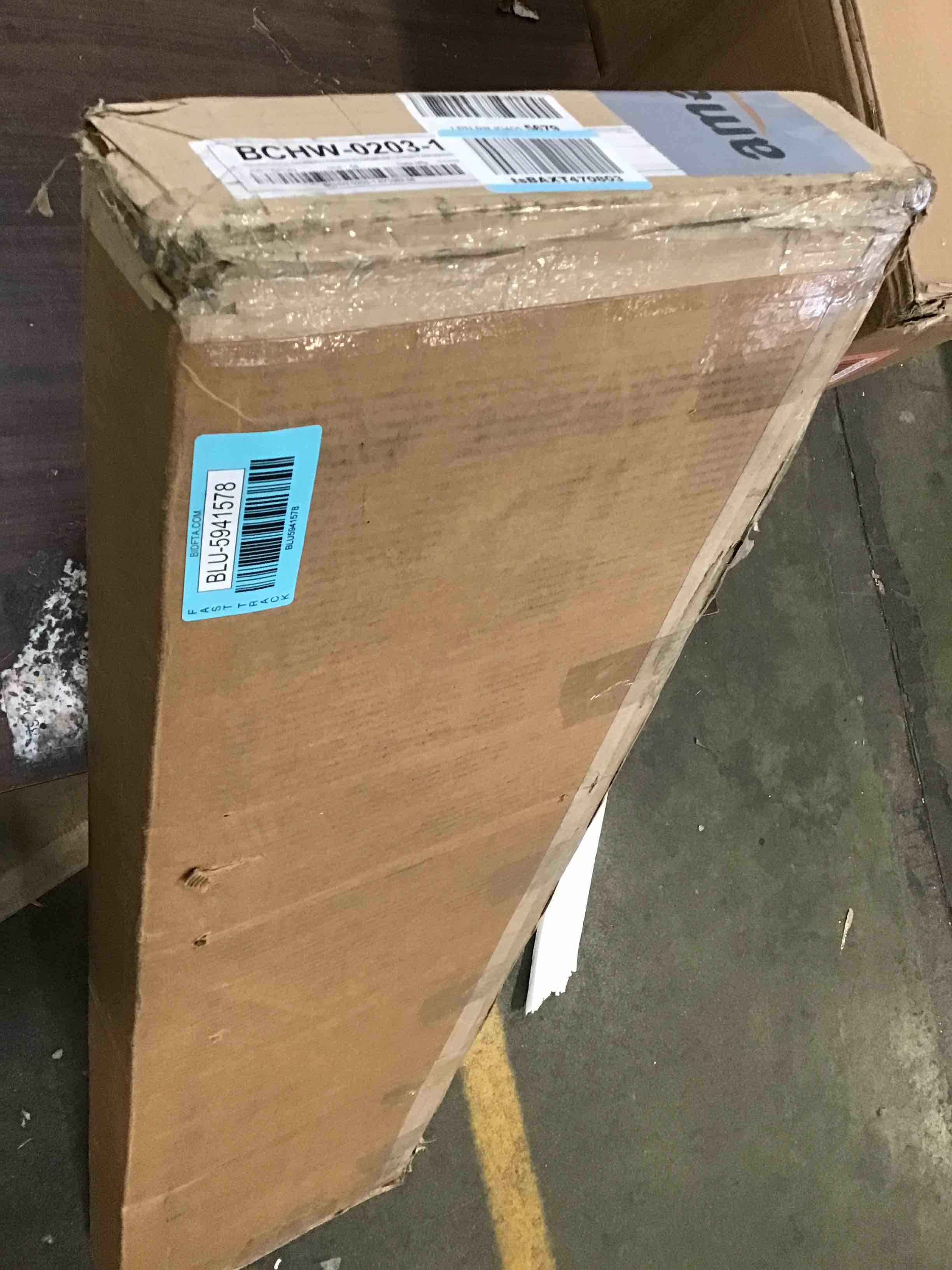 https://s3.amazonaws.com/lotting-images-prod/bidfta/BLU5941578_1708524006278.jpeg