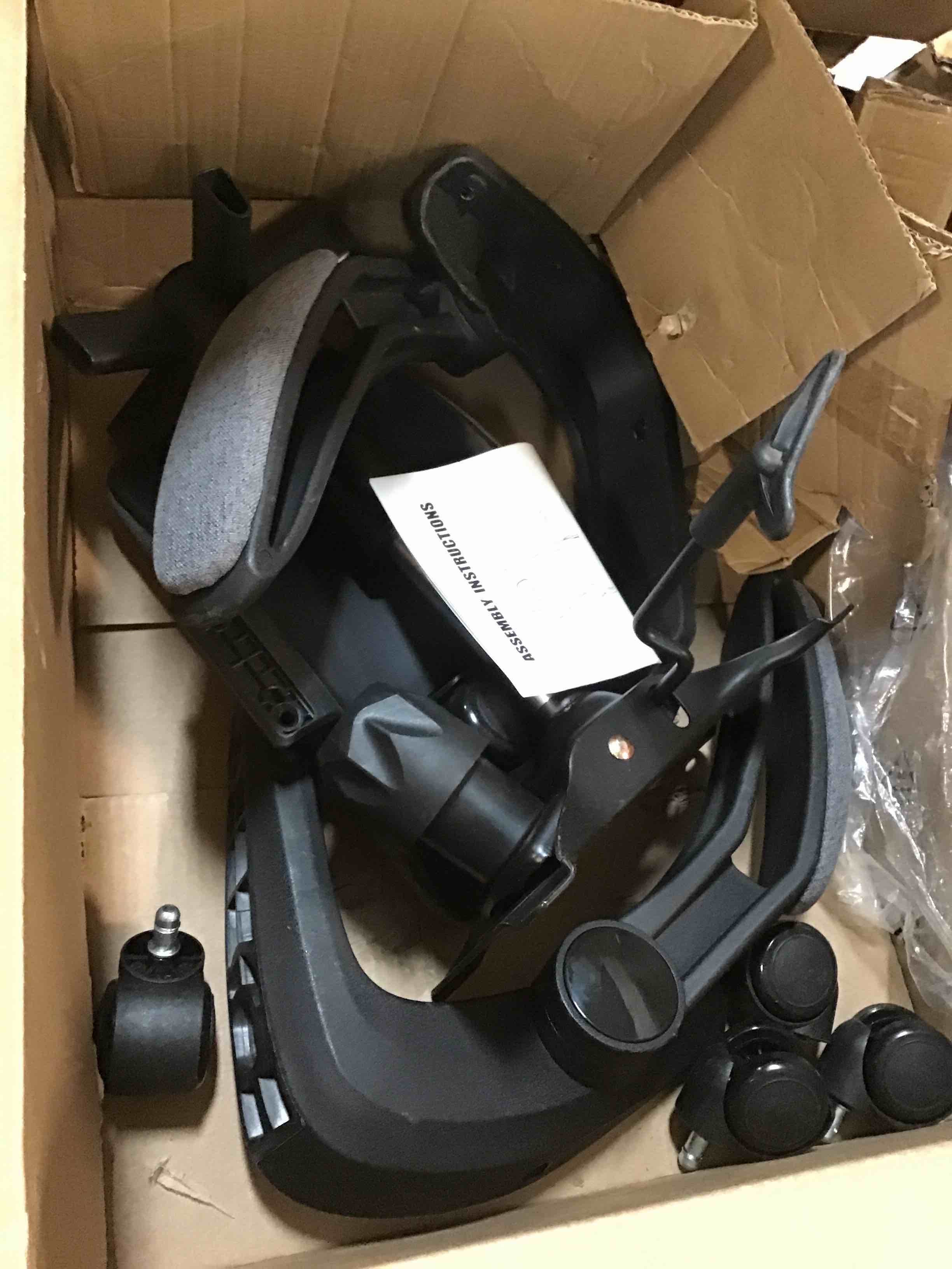https://s3.amazonaws.com/lotting-images-prod/bidfta/BLU5941749_1708548462497.jpeg