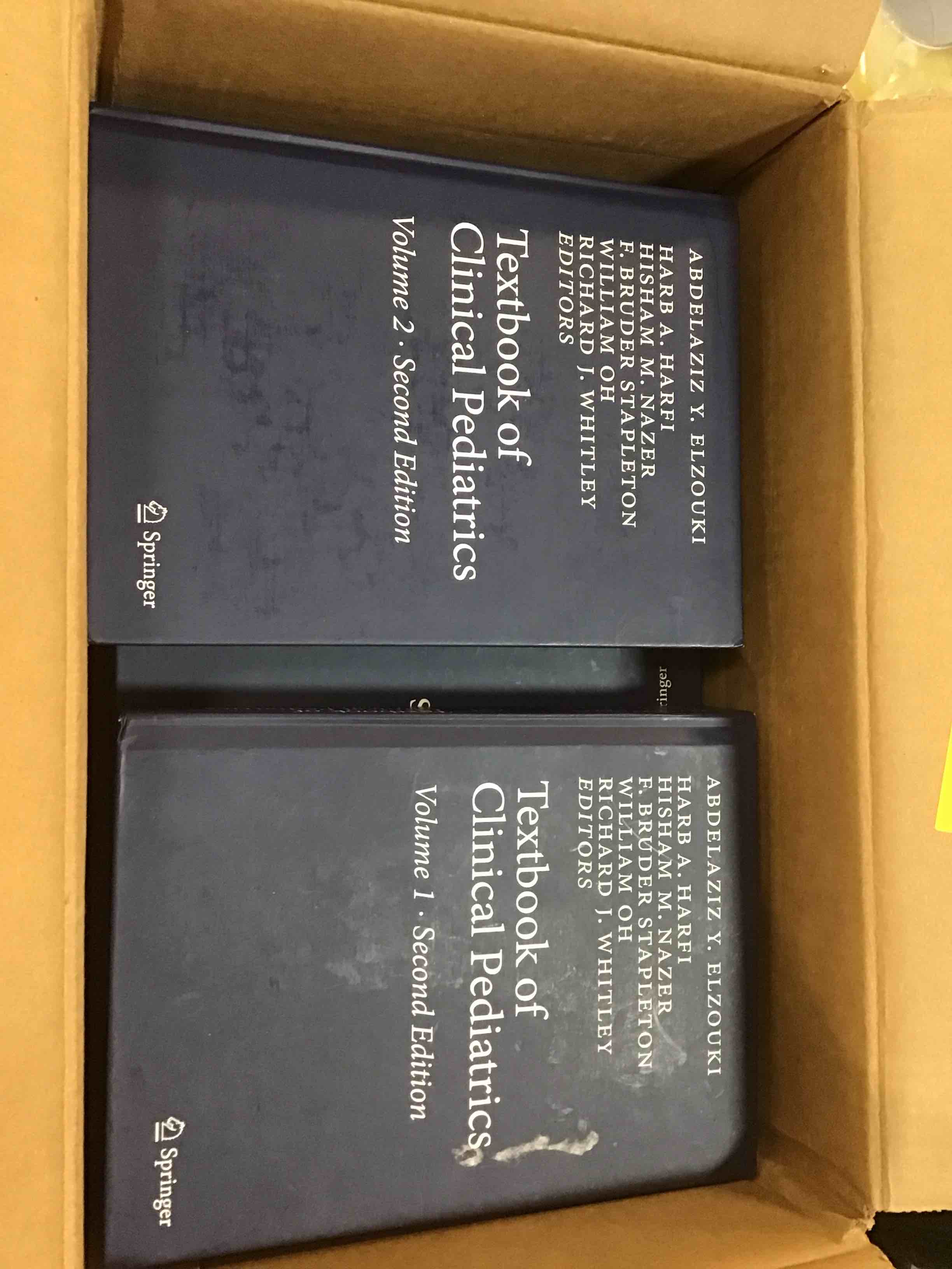 https://s3.amazonaws.com/lotting-images-prod/bidfta/BLU5942577_1707426462755.jpeg