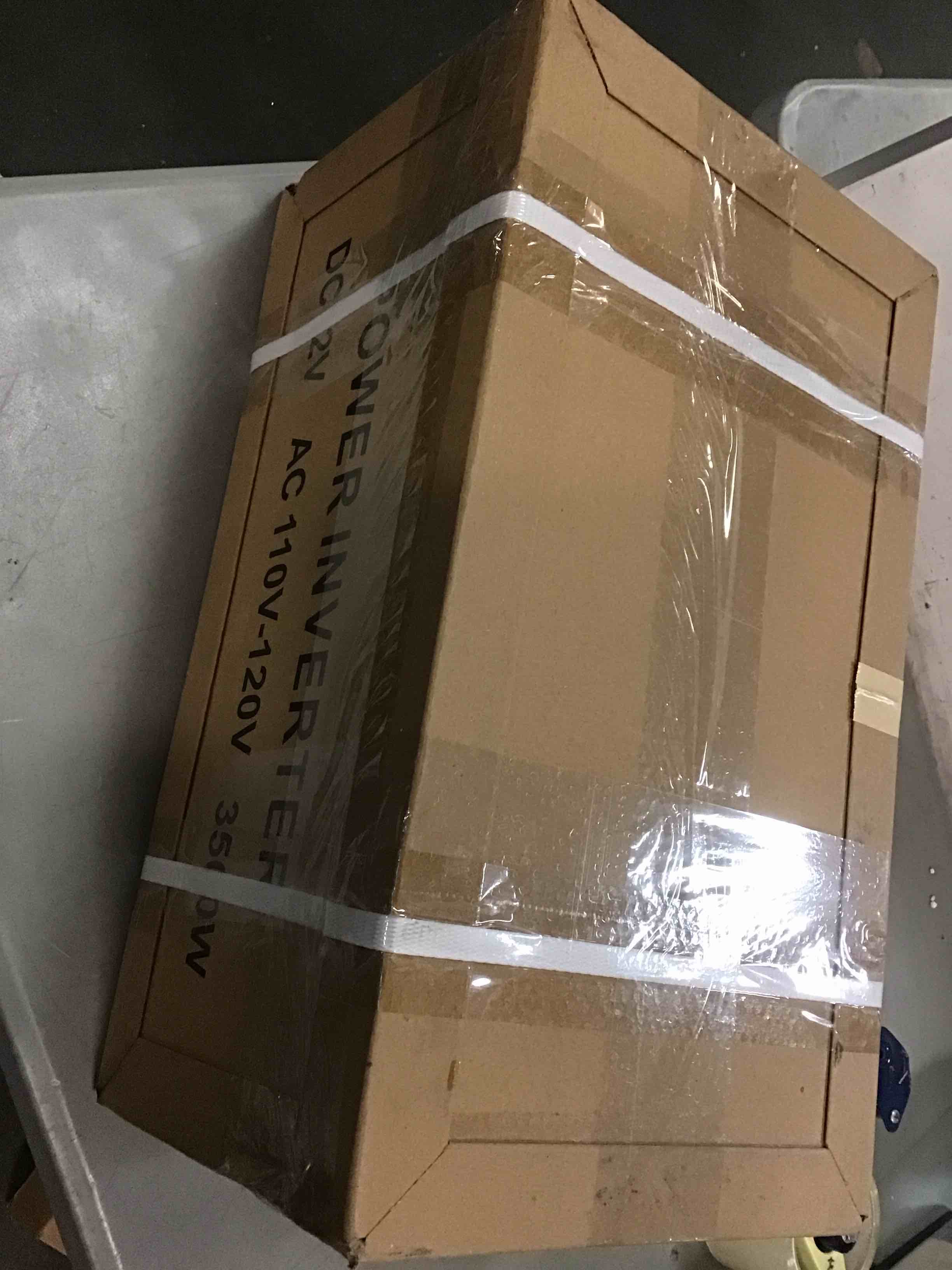 https://s3.amazonaws.com/lotting-images-prod/bidfta/BLU5942892_1707567932391.jpeg