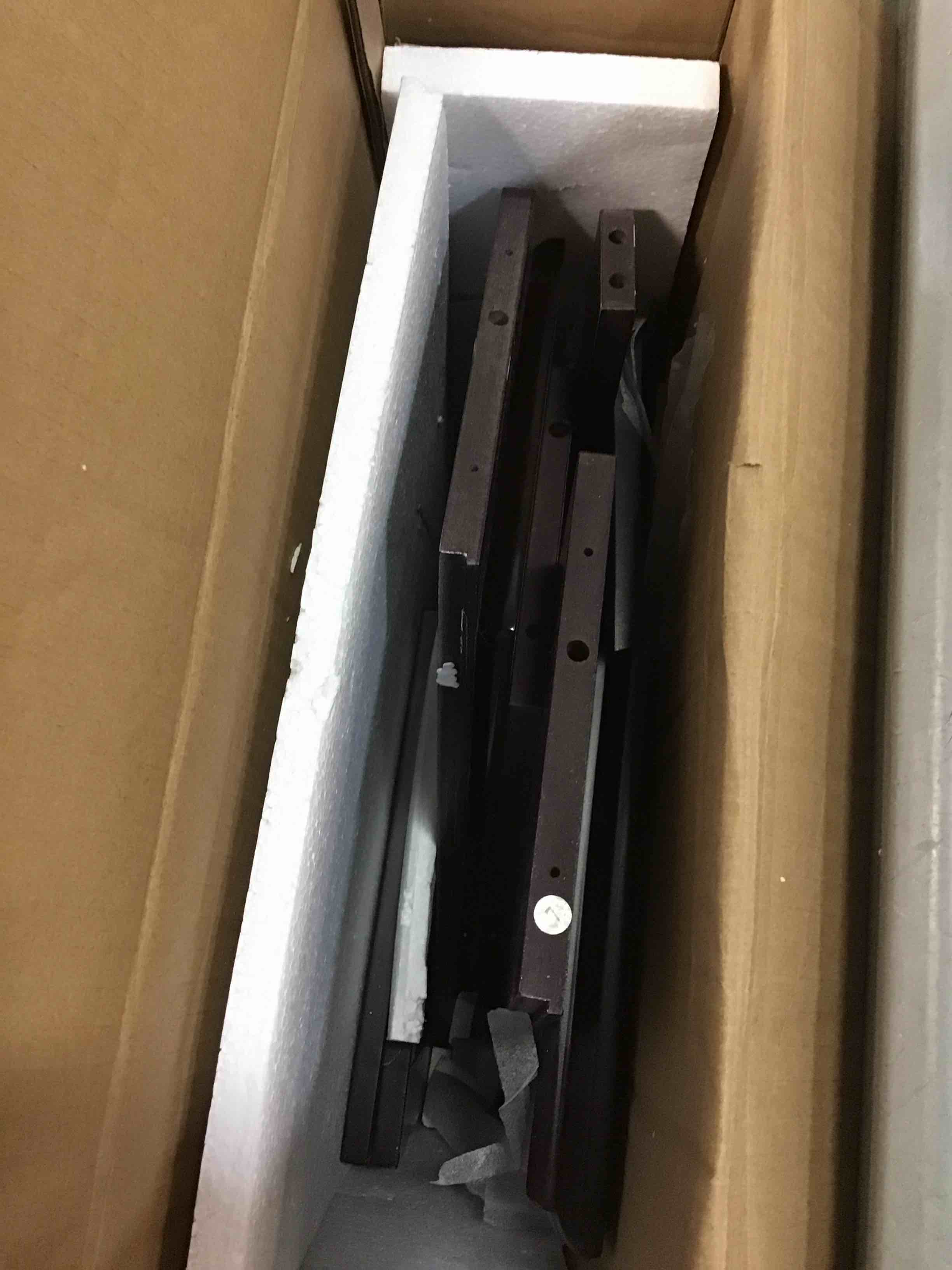 https://s3.amazonaws.com/lotting-images-prod/bidfta/BLU5942982_1707577698868.jpeg