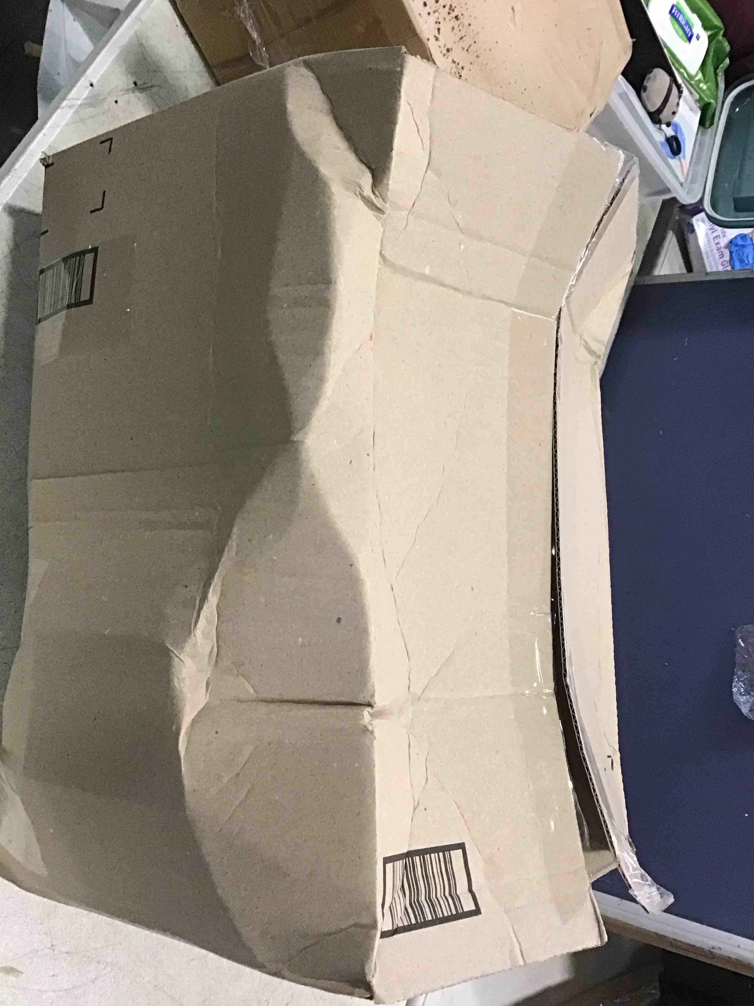 https://s3.amazonaws.com/lotting-images-prod/bidfta/BLU5943200_1707833958296.jpeg