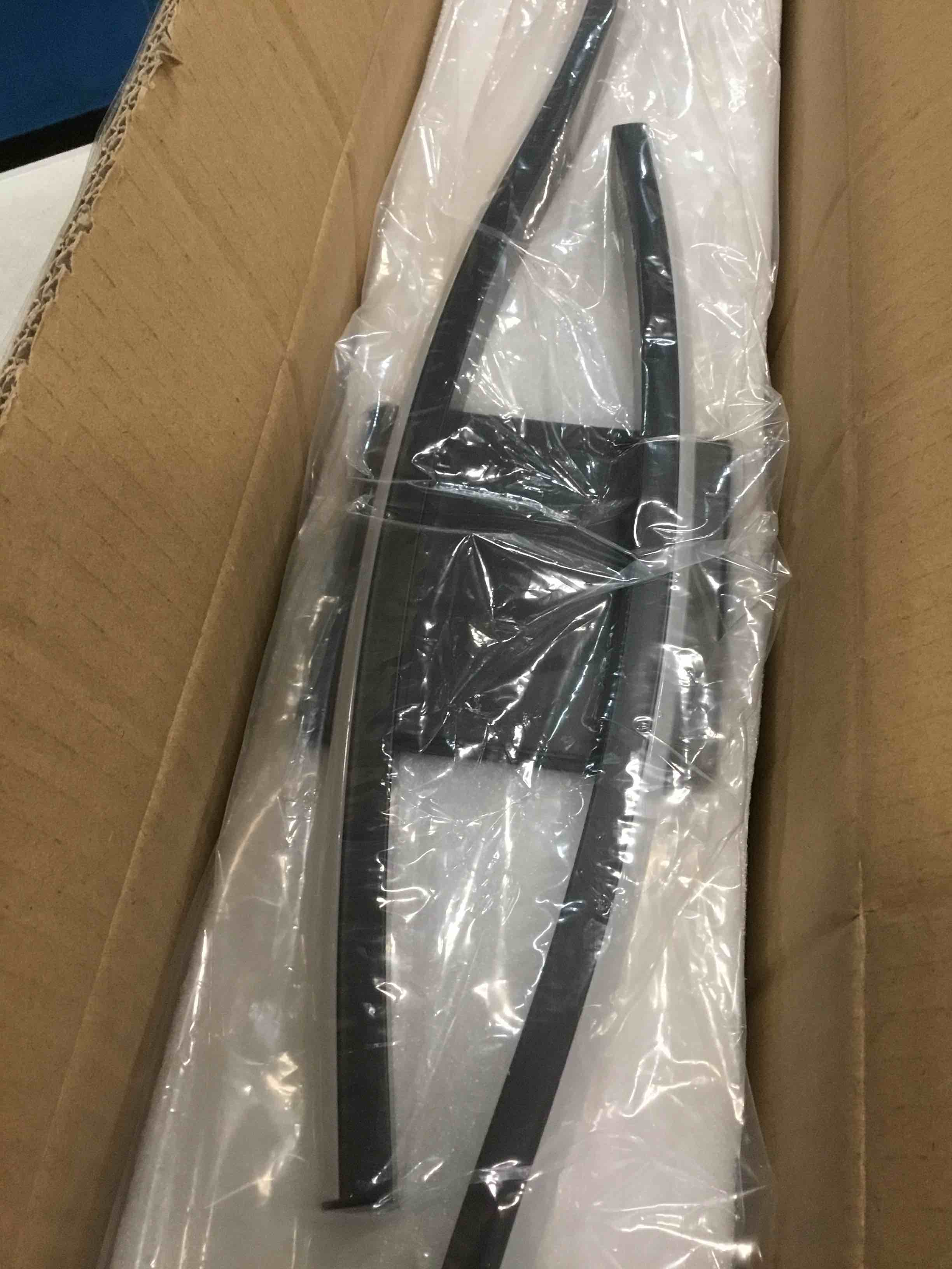 https://s3.amazonaws.com/lotting-images-prod/bidfta/BLU5943482_1707236790022.jpeg