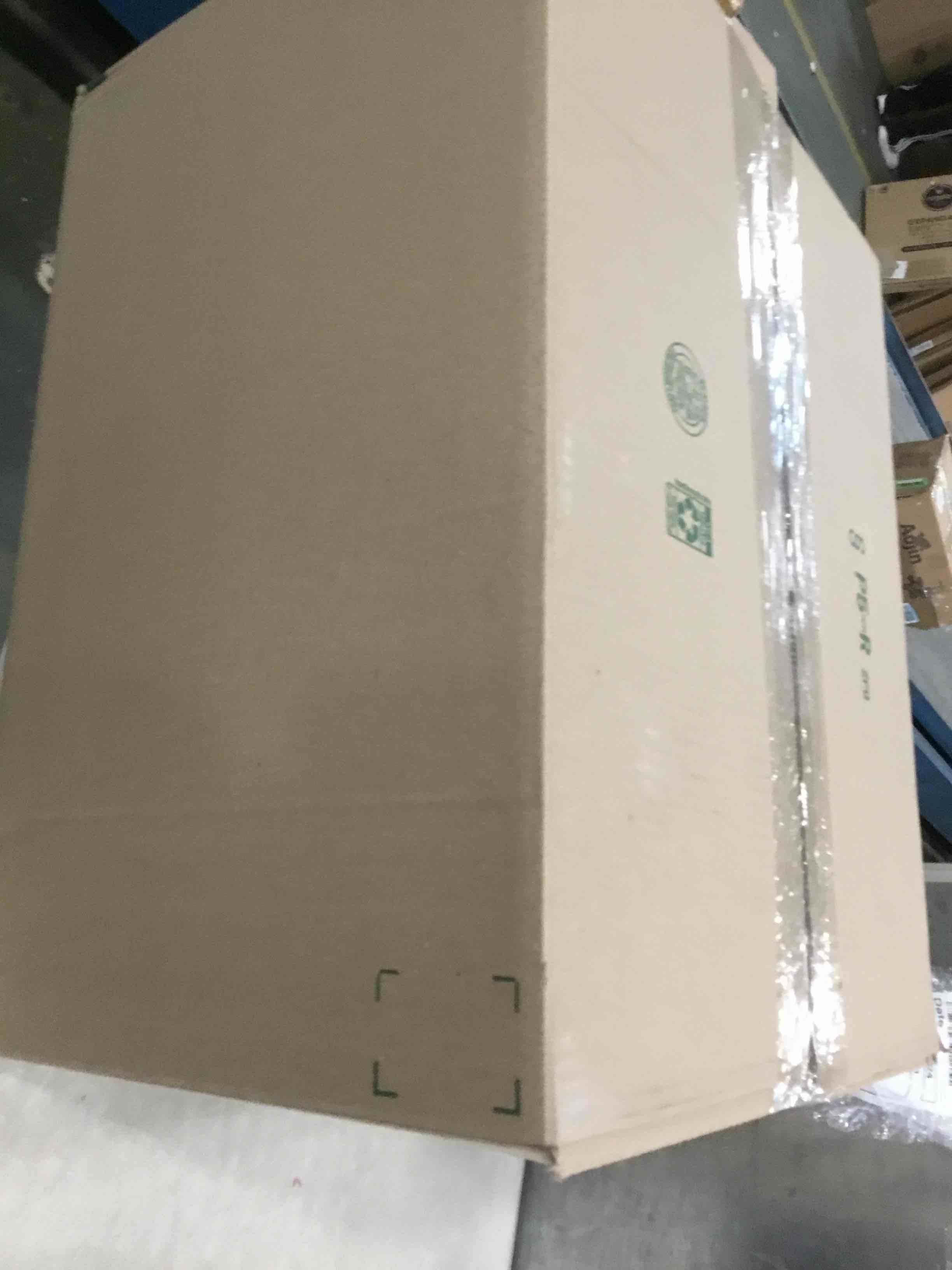 https://s3.amazonaws.com/lotting-images-prod/bidfta/BLU5943489_1707237667070.jpeg