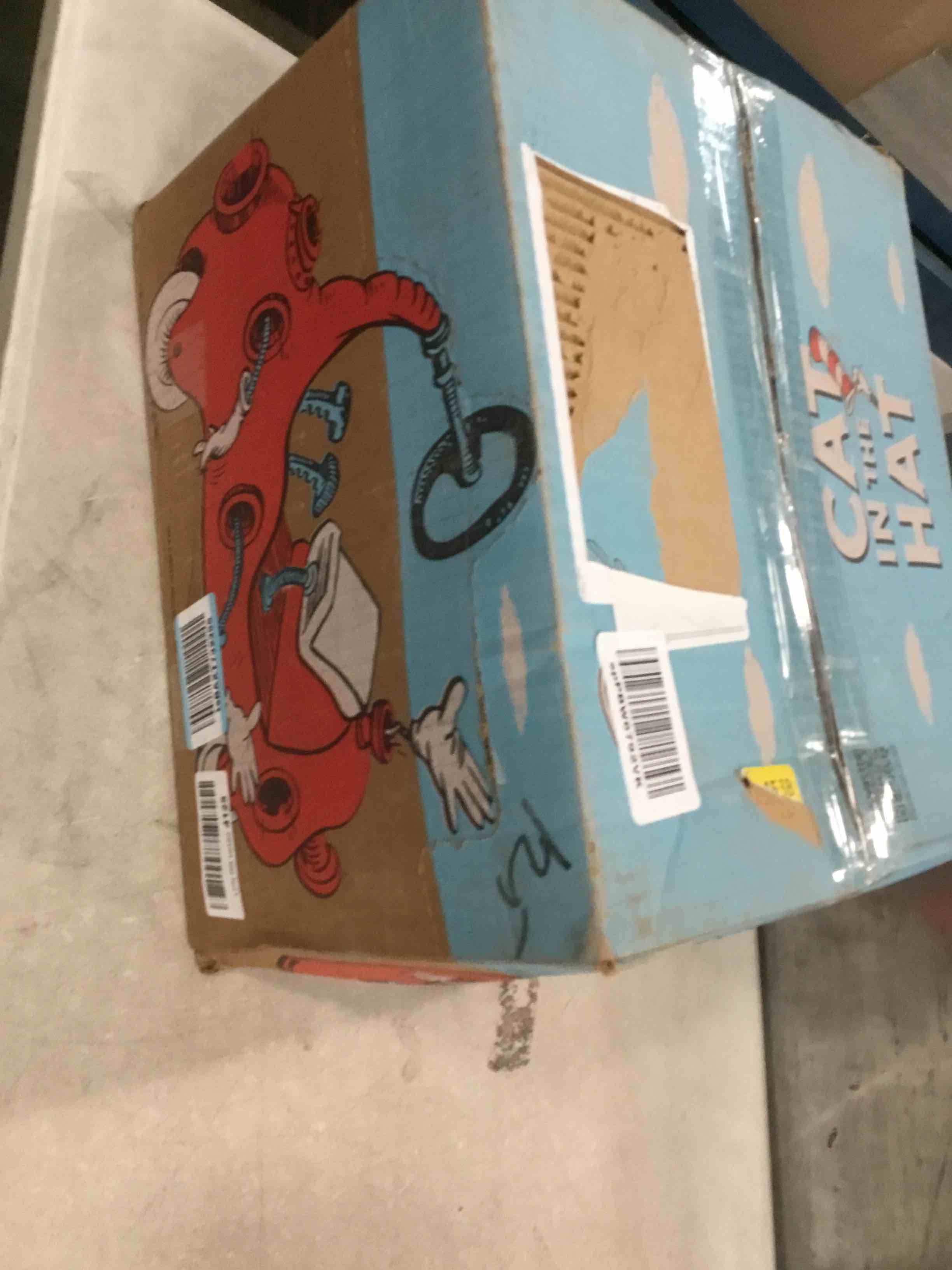https://s3.amazonaws.com/lotting-images-prod/bidfta/BLU5943561_1707247331927.jpeg