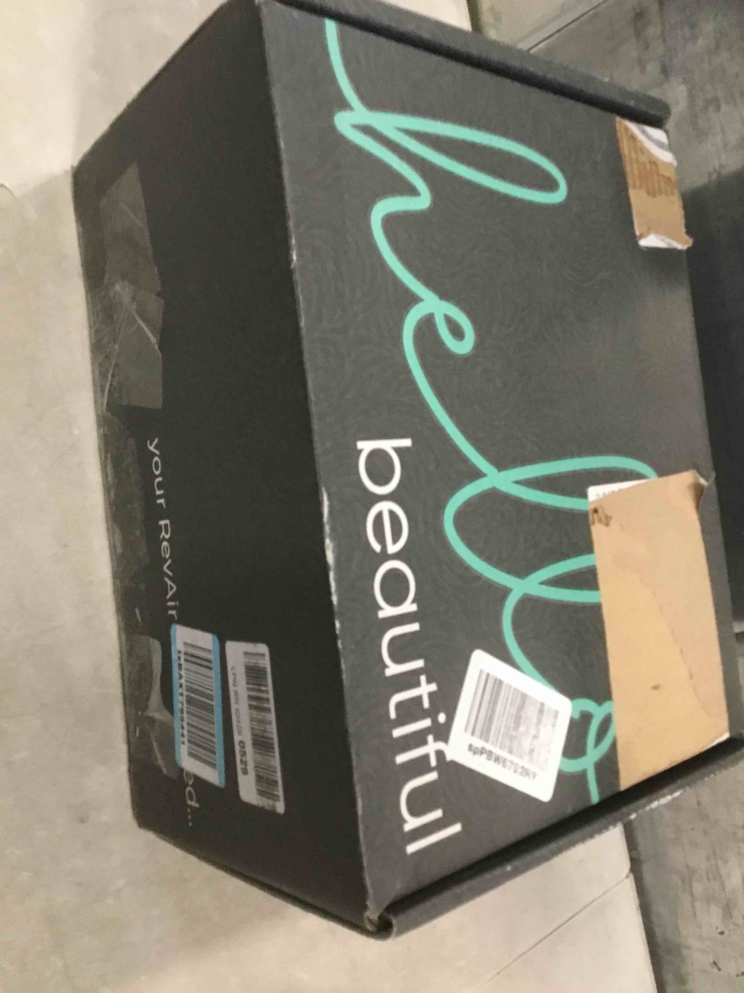 https://s3.amazonaws.com/lotting-images-prod/bidfta/BLU5943585_1707250623769.jpeg
