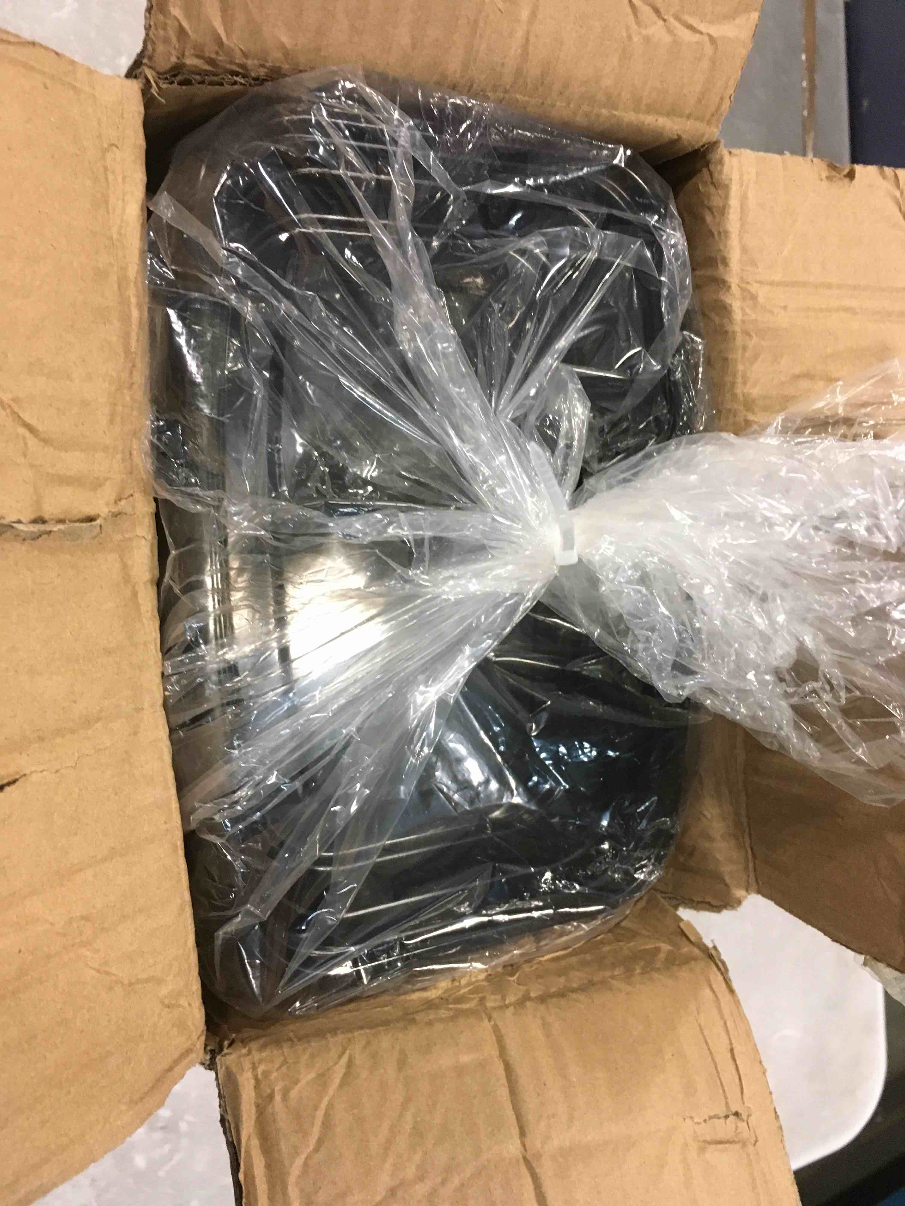 https://s3.amazonaws.com/lotting-images-prod/bidfta/BLU5943660_1707311326913.jpeg