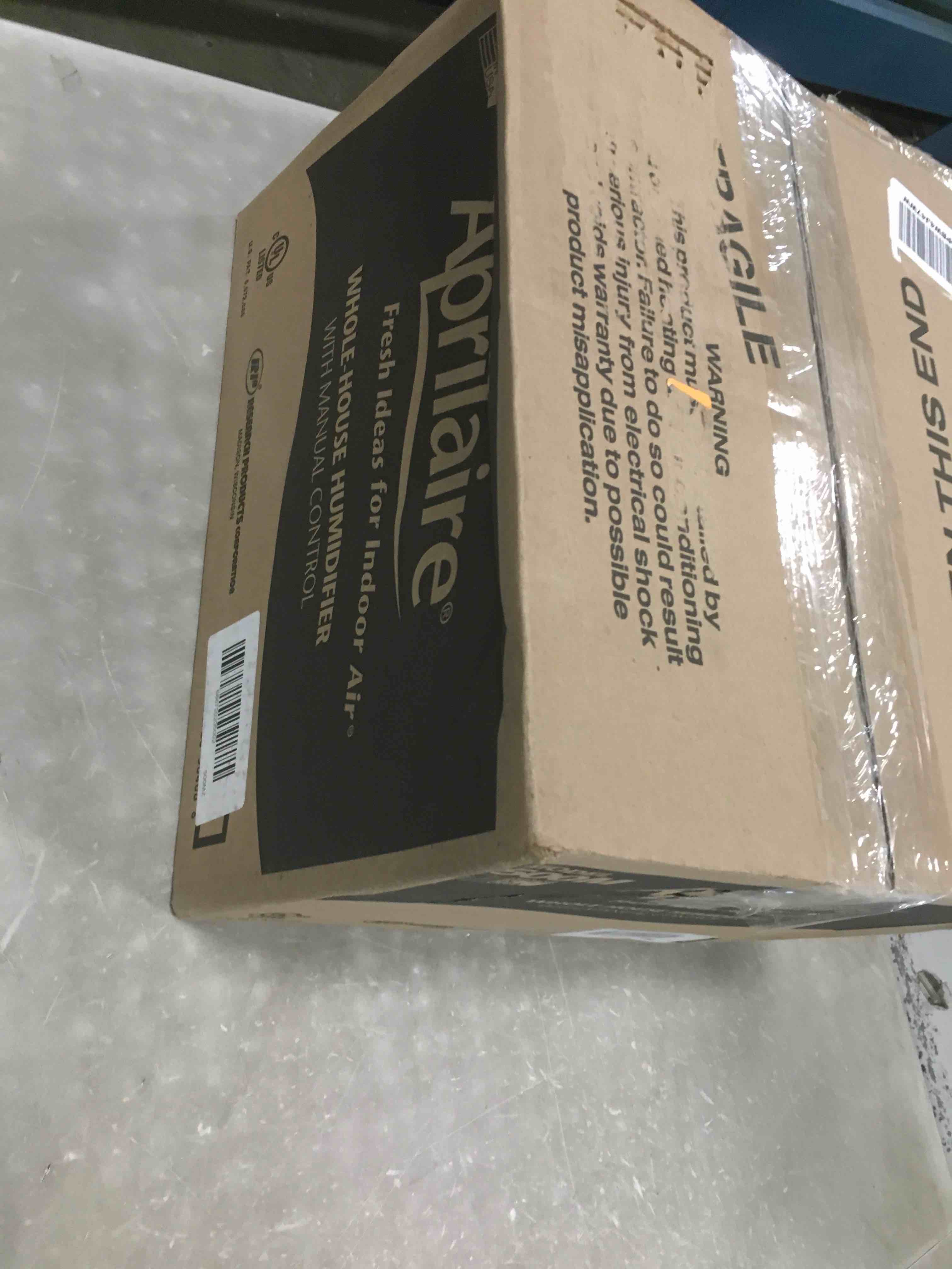 https://s3.amazonaws.com/lotting-images-prod/bidfta/BLU5943947_1707398473915.jpeg