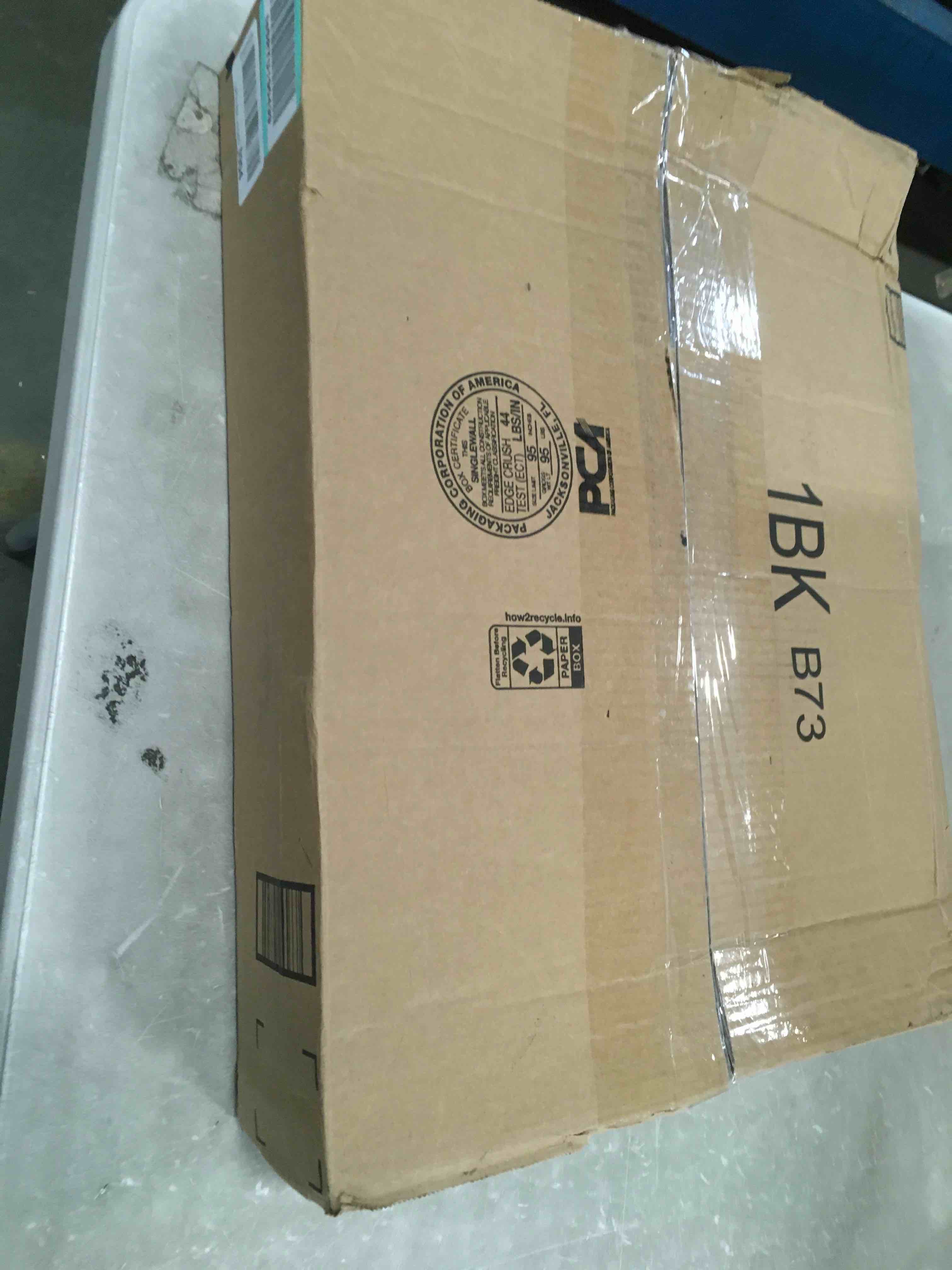 https://s3.amazonaws.com/lotting-images-prod/bidfta/BLU5943986_1707402072798.jpeg