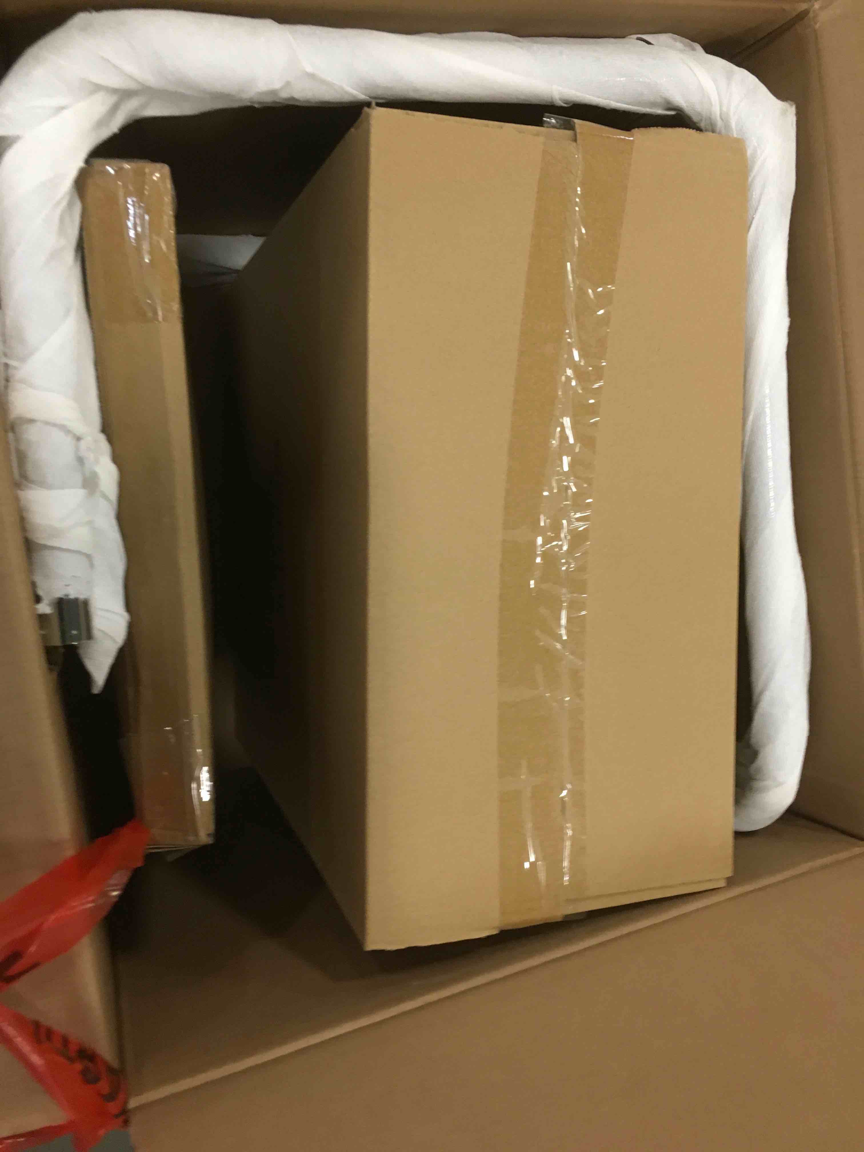 https://s3.amazonaws.com/lotting-images-prod/bidfta/BLU5944088_1707412790368.jpeg