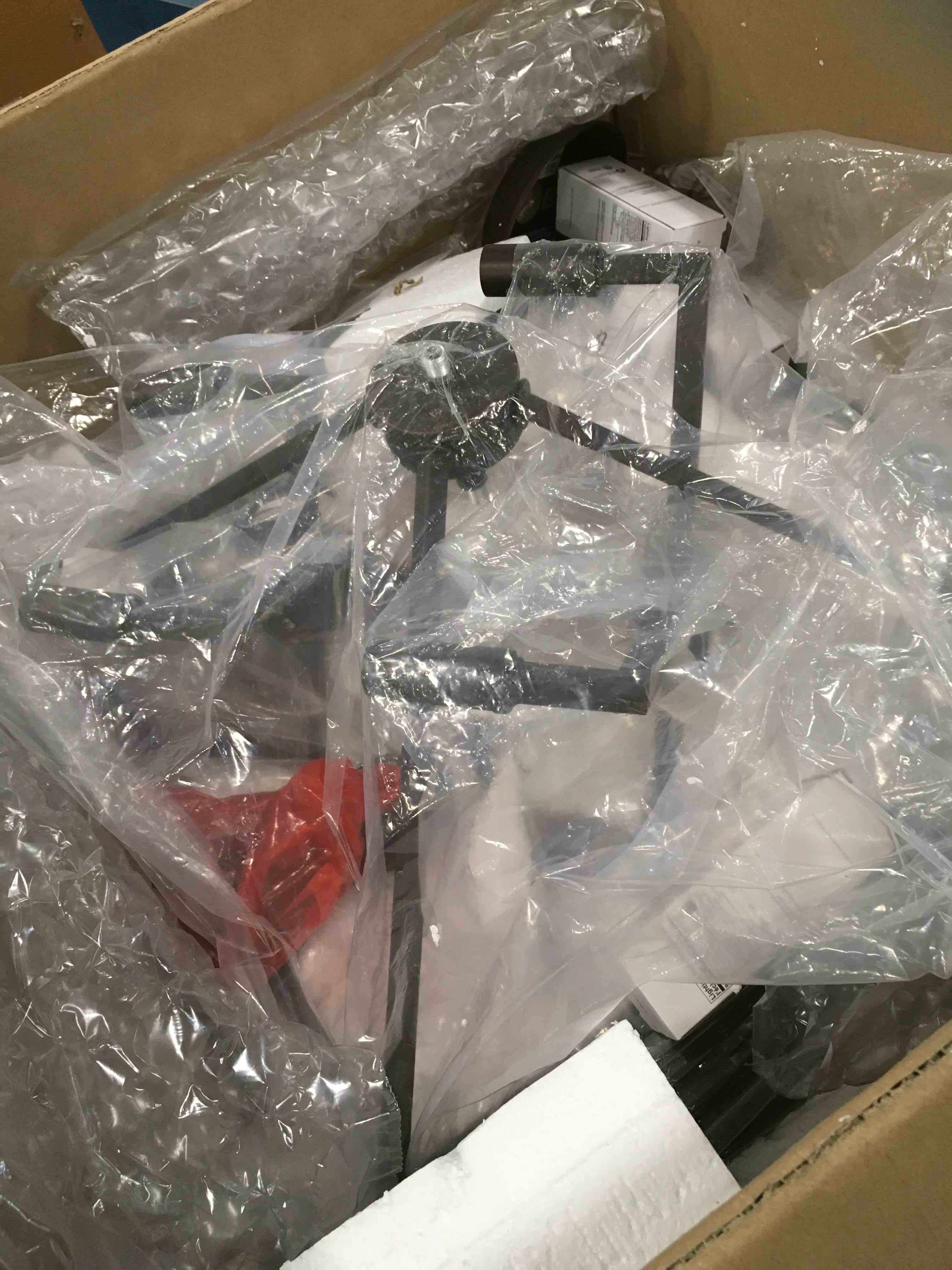 https://s3.amazonaws.com/lotting-images-prod/bidfta/BLU5944239_1707482307452.jpeg