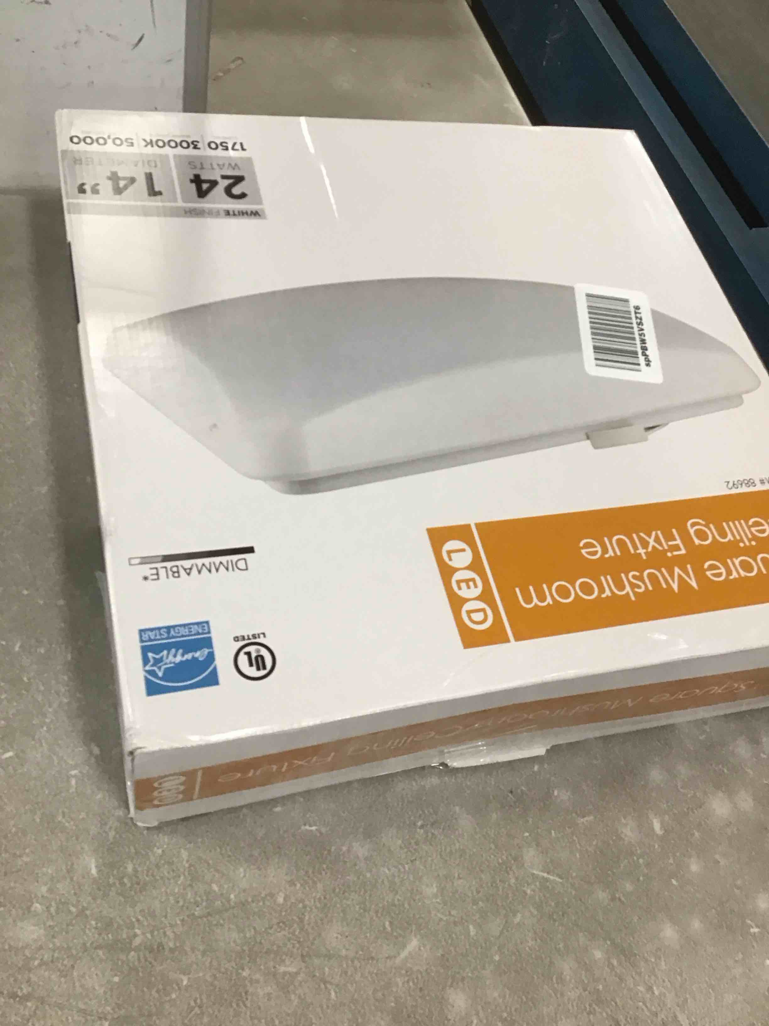 https://s3.amazonaws.com/lotting-images-prod/bidfta/BLU5944357_1707495830240.jpeg