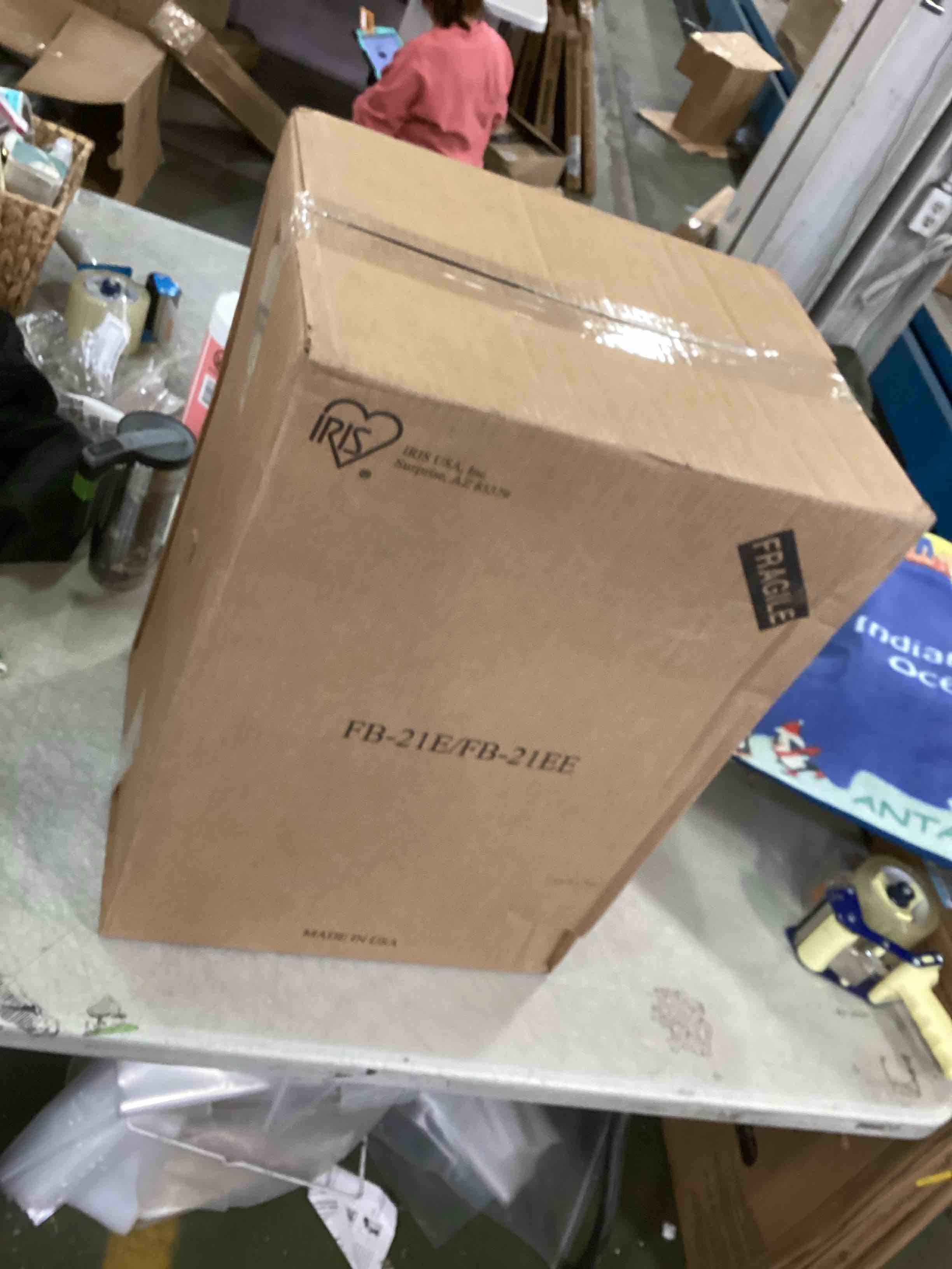 https://s3.amazonaws.com/lotting-images-prod/bidfta/BLU5945527_1707498992433.jpeg