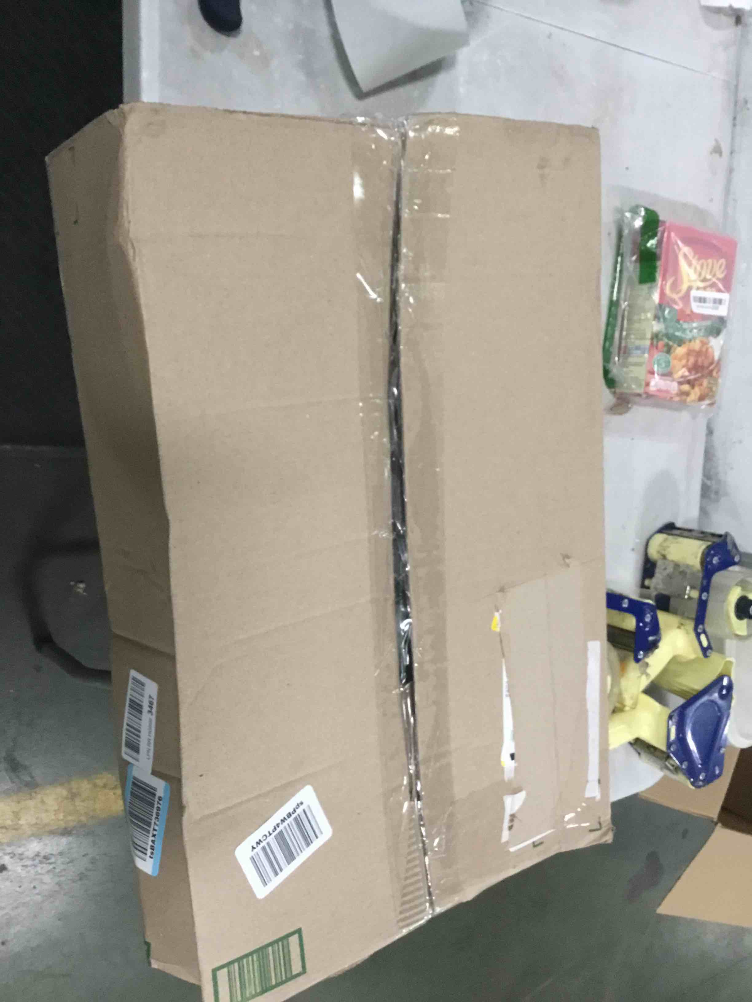 https://s3.amazonaws.com/lotting-images-prod/bidfta/BLU5945915_1707826881861.jpeg