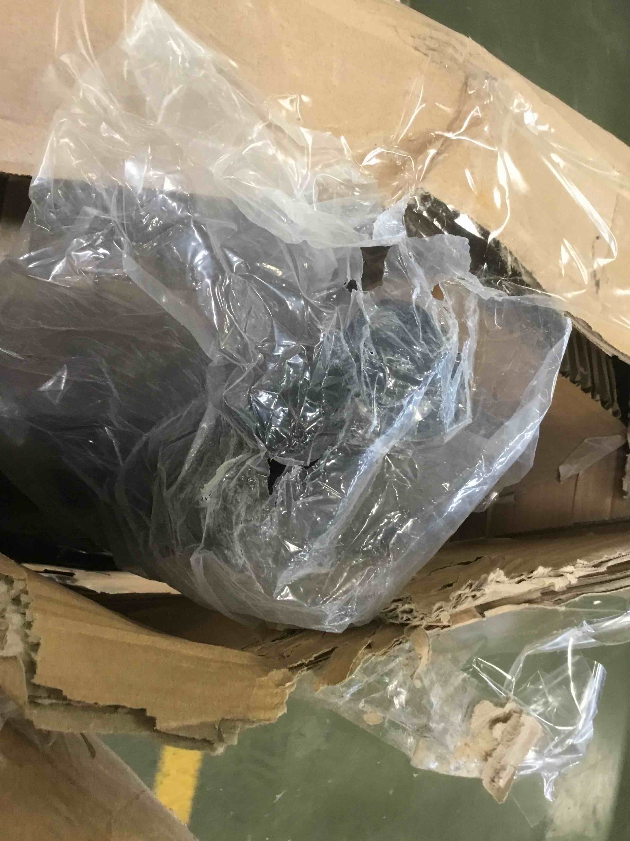 https://s3.amazonaws.com/lotting-images-prod/bidfta/BLU5946073_1707841577661.jpeg
