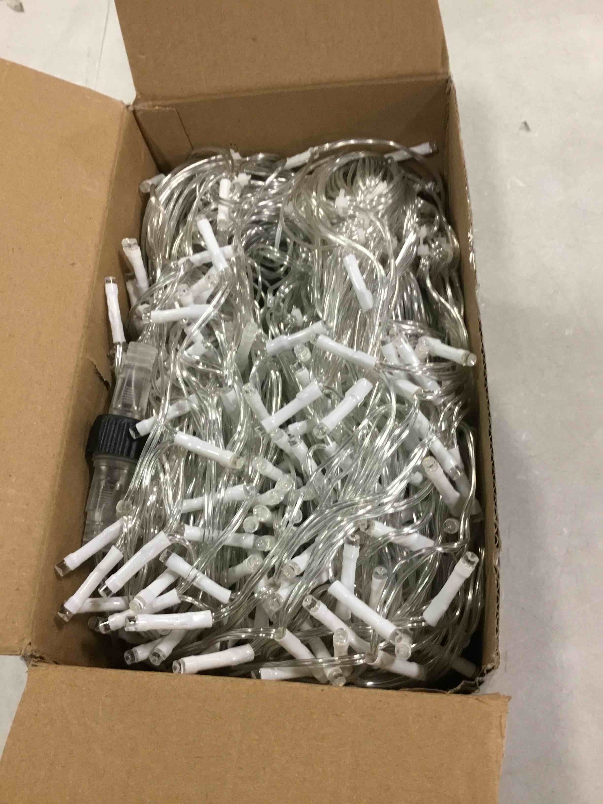 https://s3.amazonaws.com/lotting-images-prod/bidfta/BLU5947198_1707480944102.jpeg