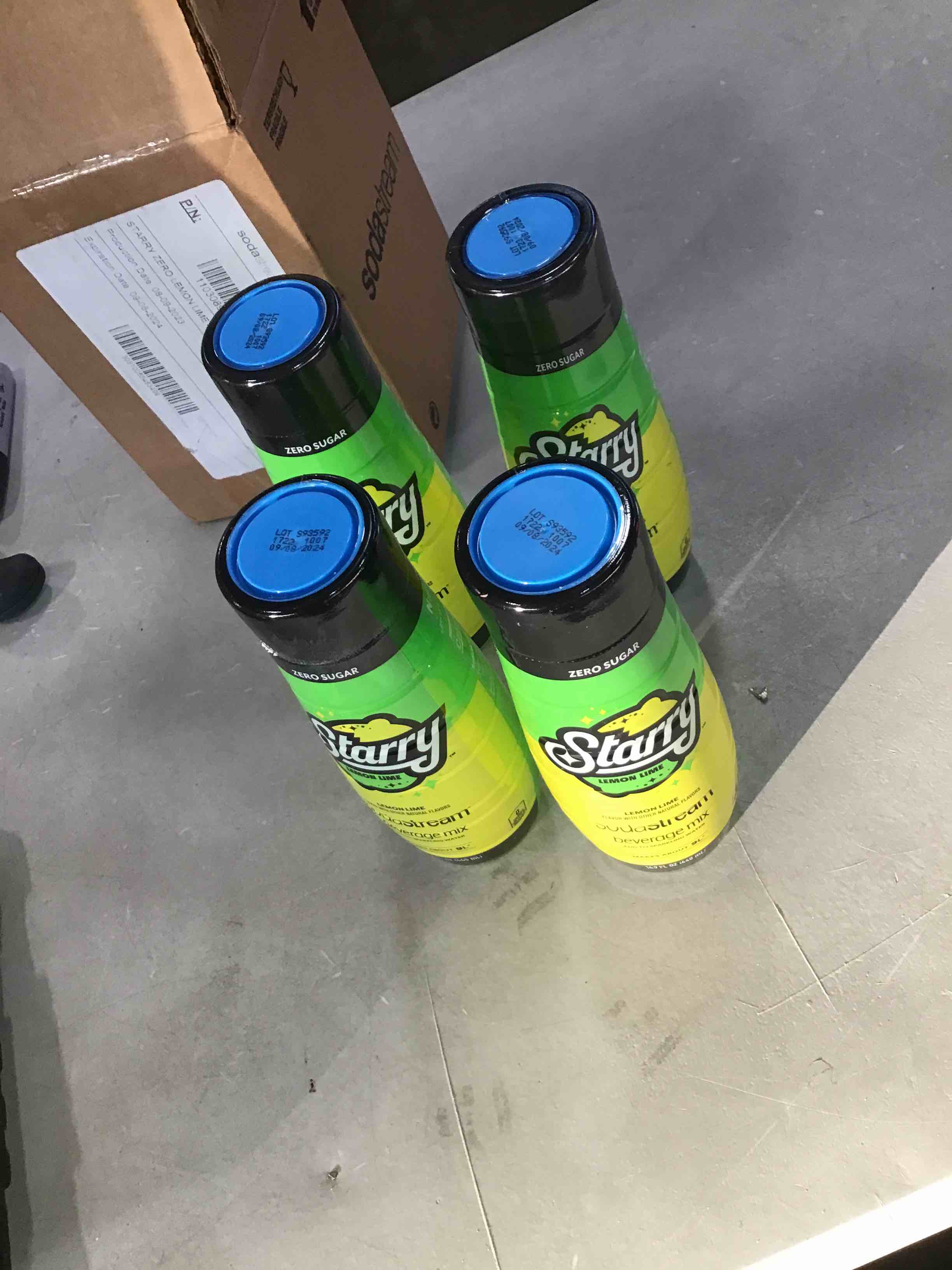 https://s3.amazonaws.com/lotting-images-prod/bidfta/BLU5947476_1707830894672.jpeg