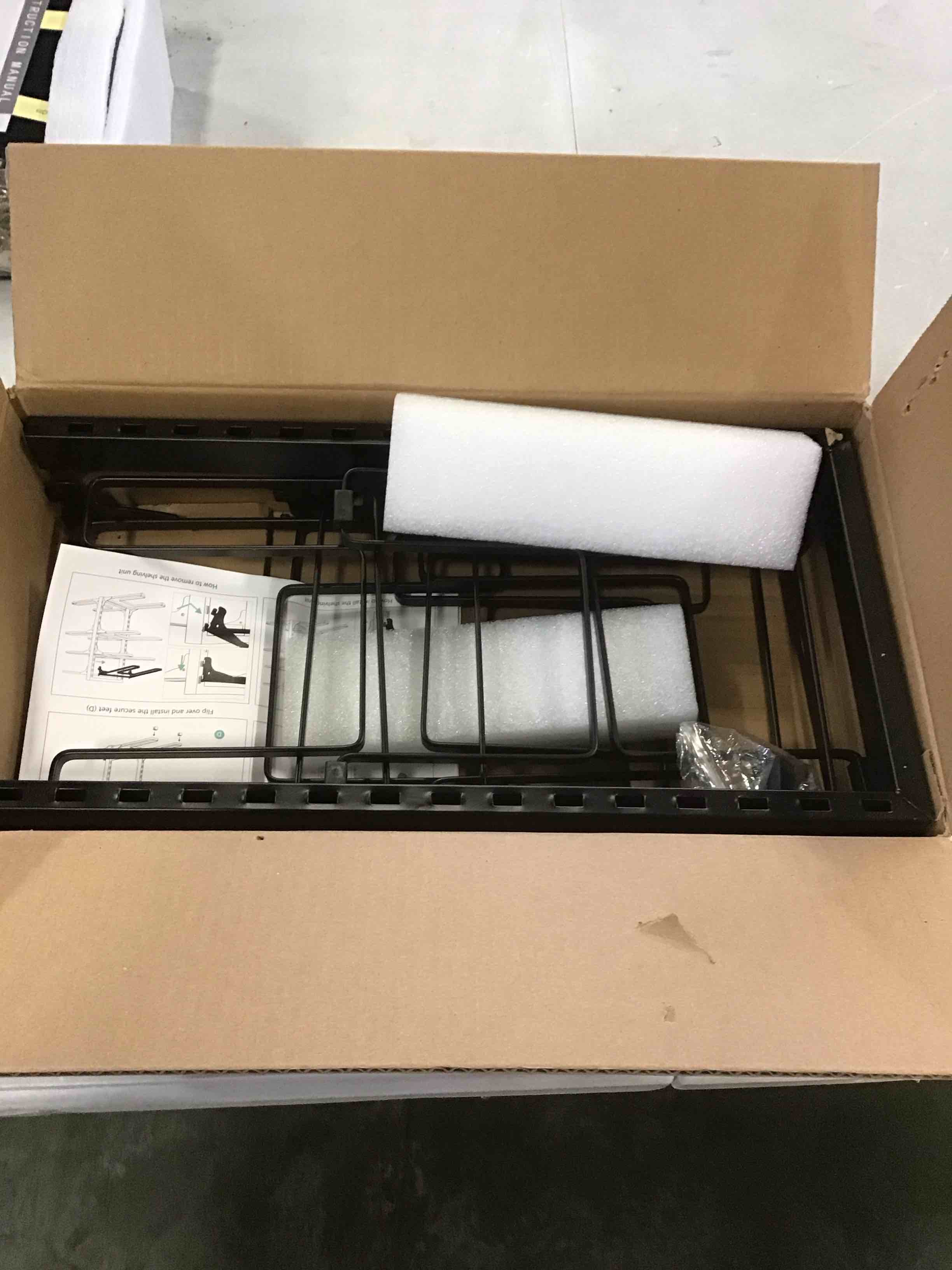https://s3.amazonaws.com/lotting-images-prod/bidfta/BLU5947693_1708094519460.jpeg