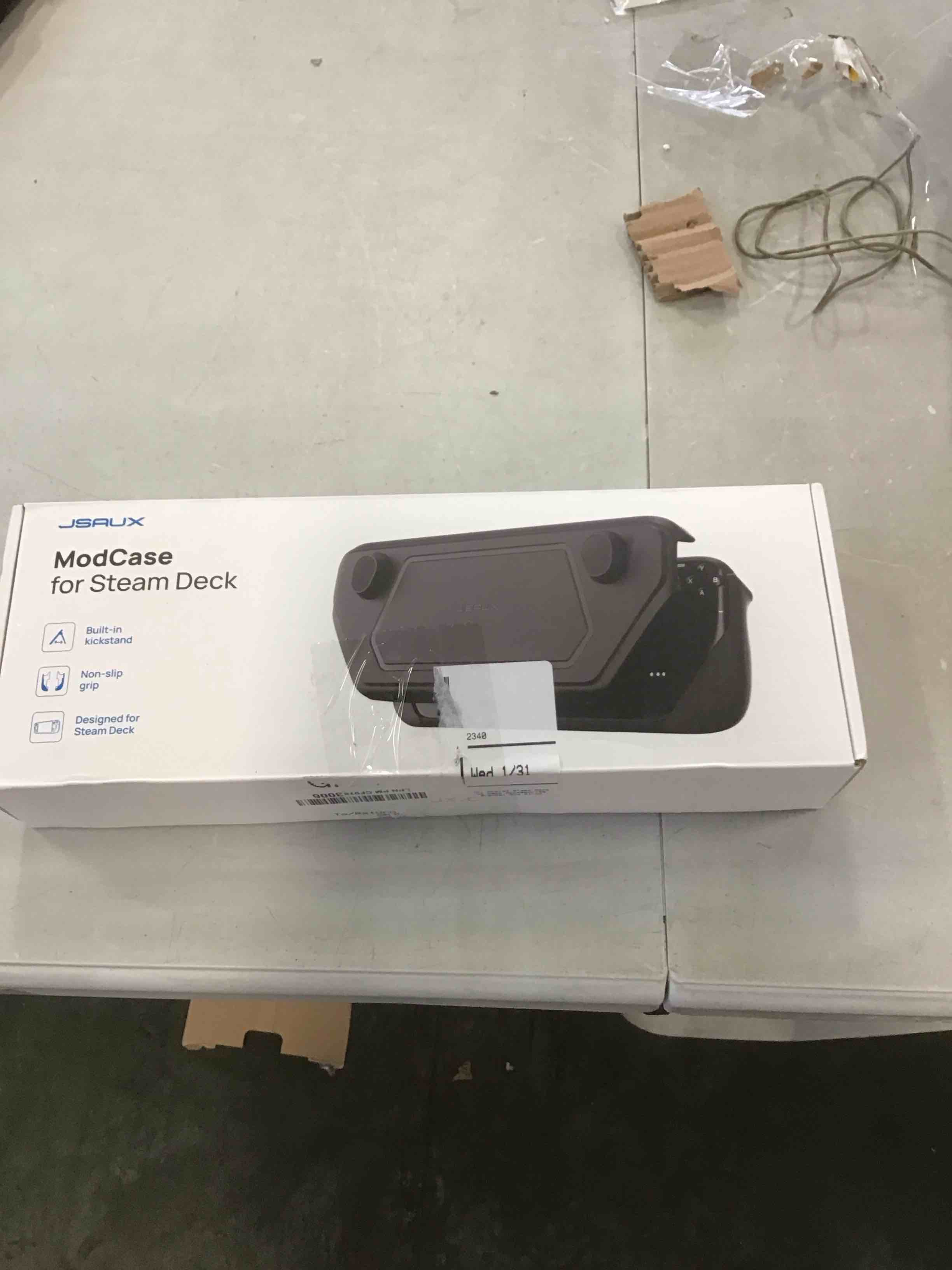 https://s3.amazonaws.com/lotting-images-prod/bidfta/BLU5947707_1708106328563.jpeg