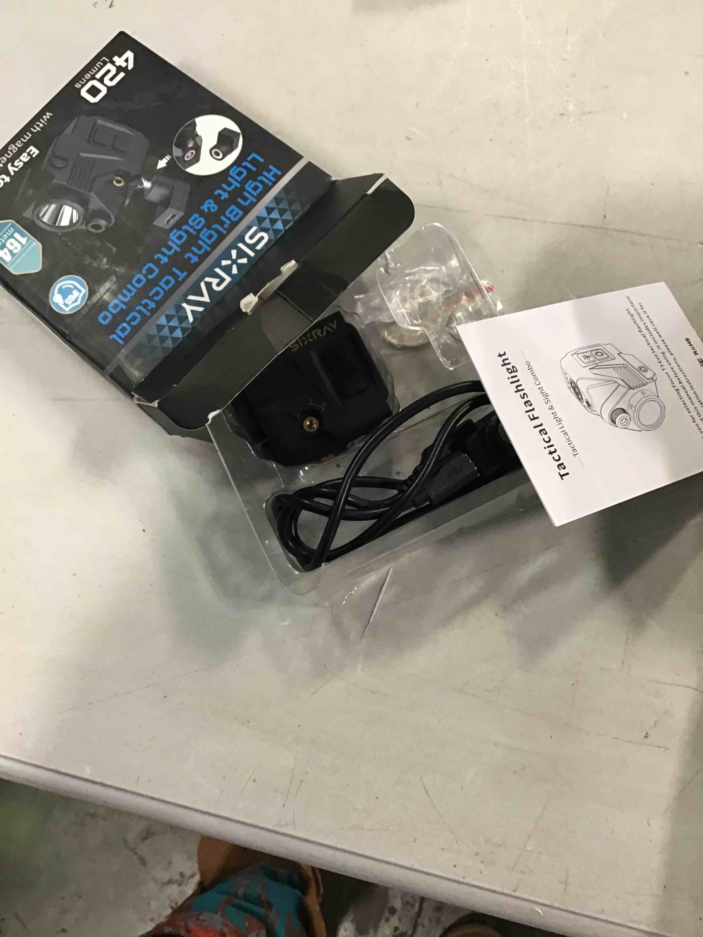 https://s3.amazonaws.com/lotting-images-prod/bidfta/BLU5947728_1708117040814.jpeg