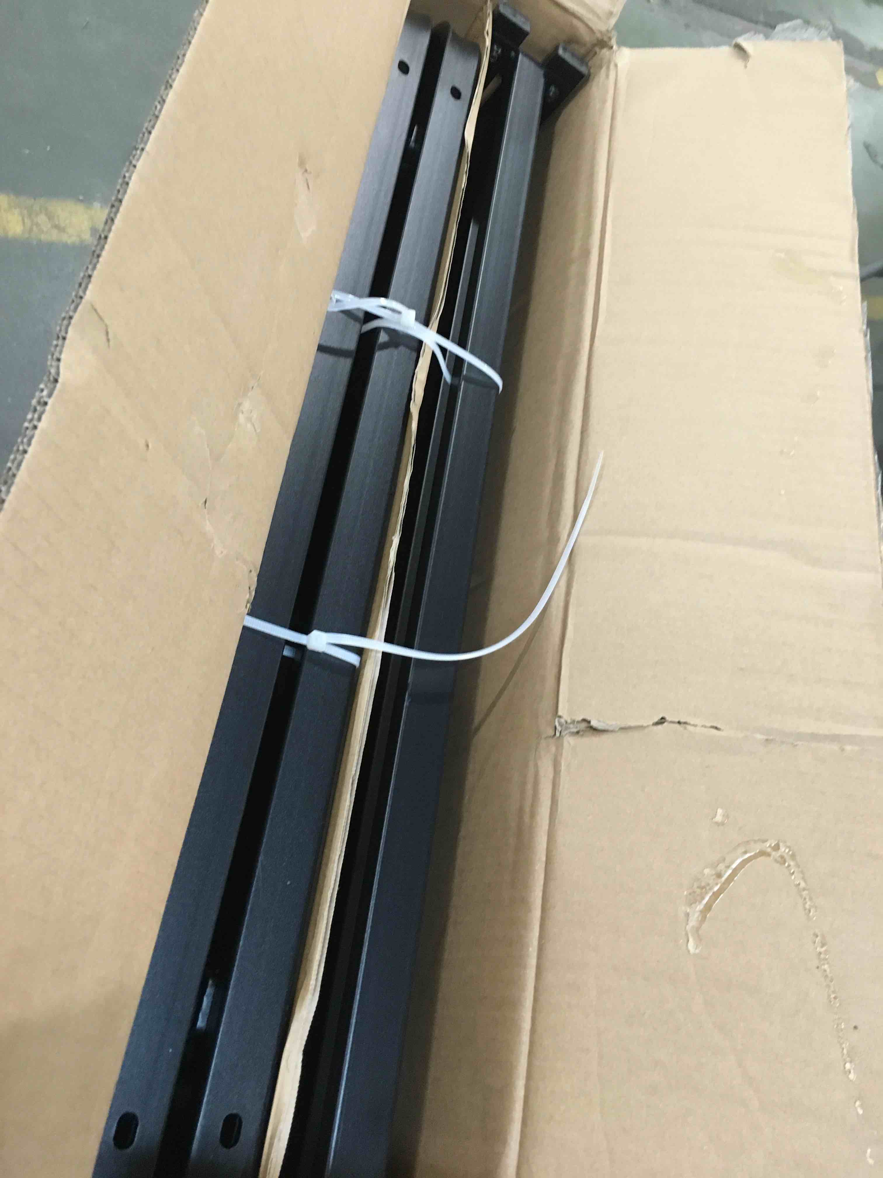 https://s3.amazonaws.com/lotting-images-prod/bidfta/BLU5960064_1707915413625.jpeg