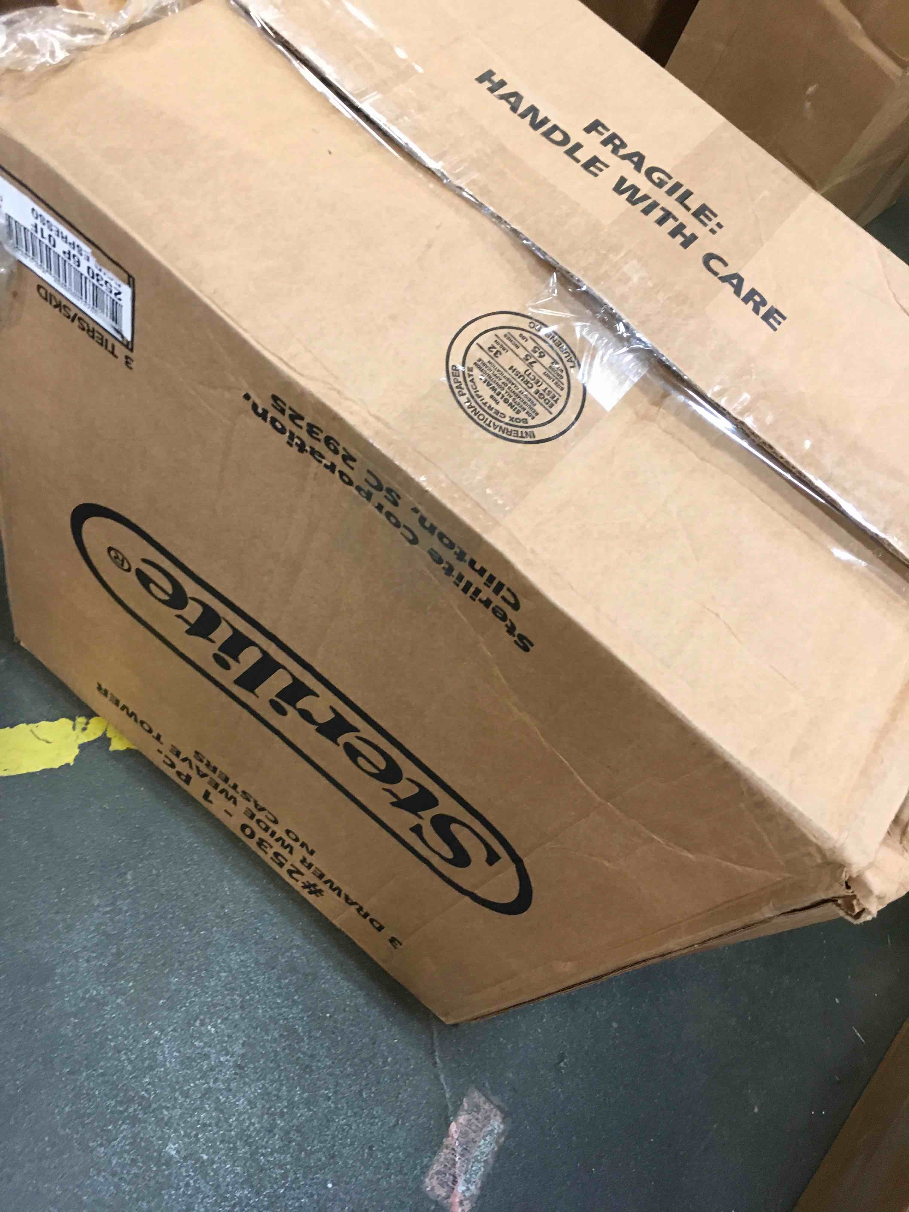 https://s3.amazonaws.com/lotting-images-prod/bidfta/BLU5960175_1707927671453.jpeg