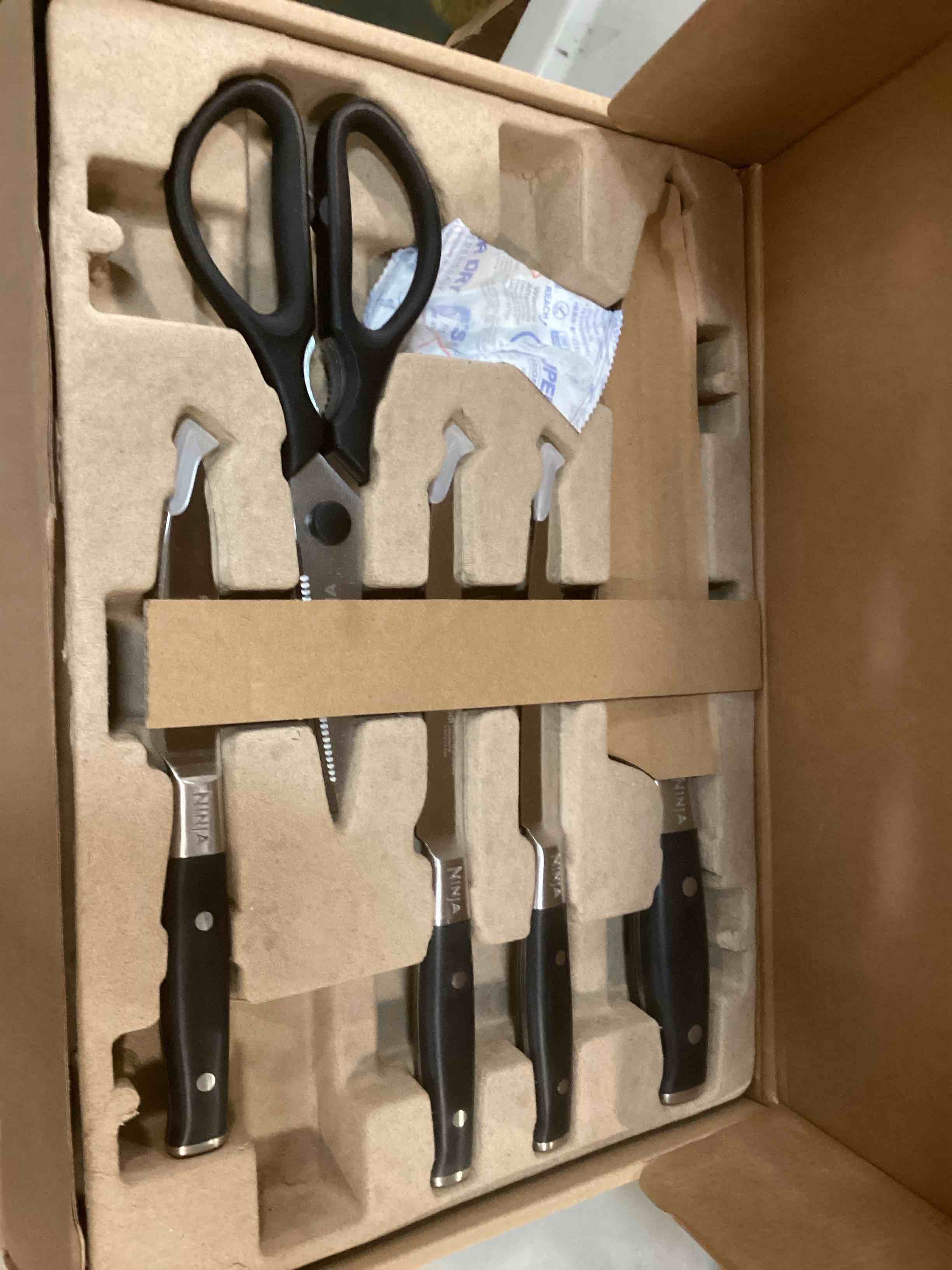 https://s3.amazonaws.com/lotting-images-prod/bidfta/BLU5960401_1708018523787.jpeg