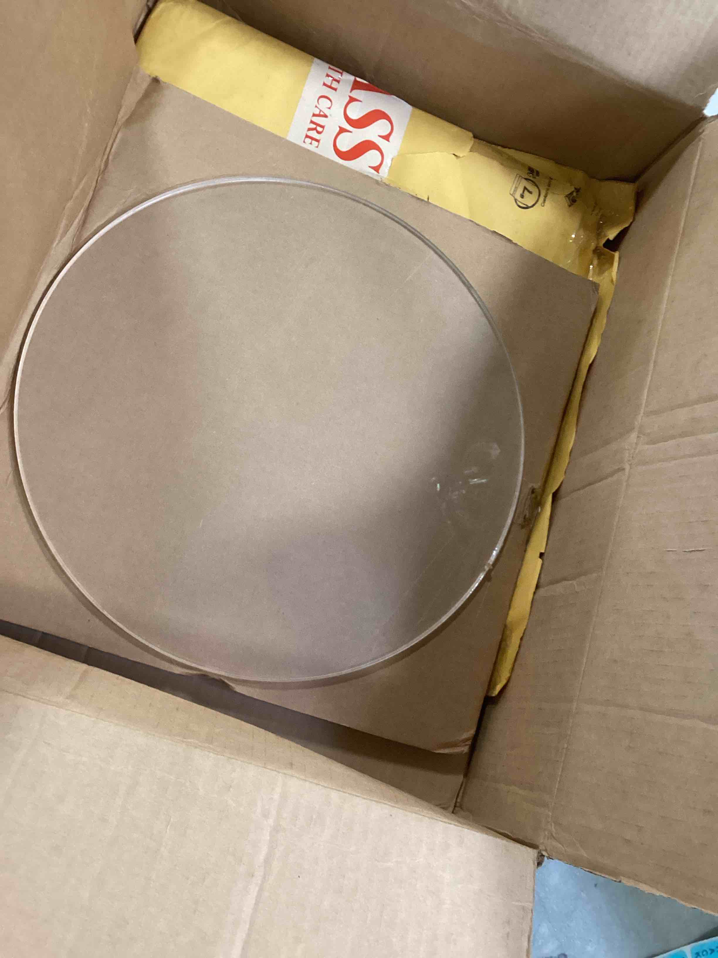 https://s3.amazonaws.com/lotting-images-prod/bidfta/BLU5960929_1708436742299.jpeg