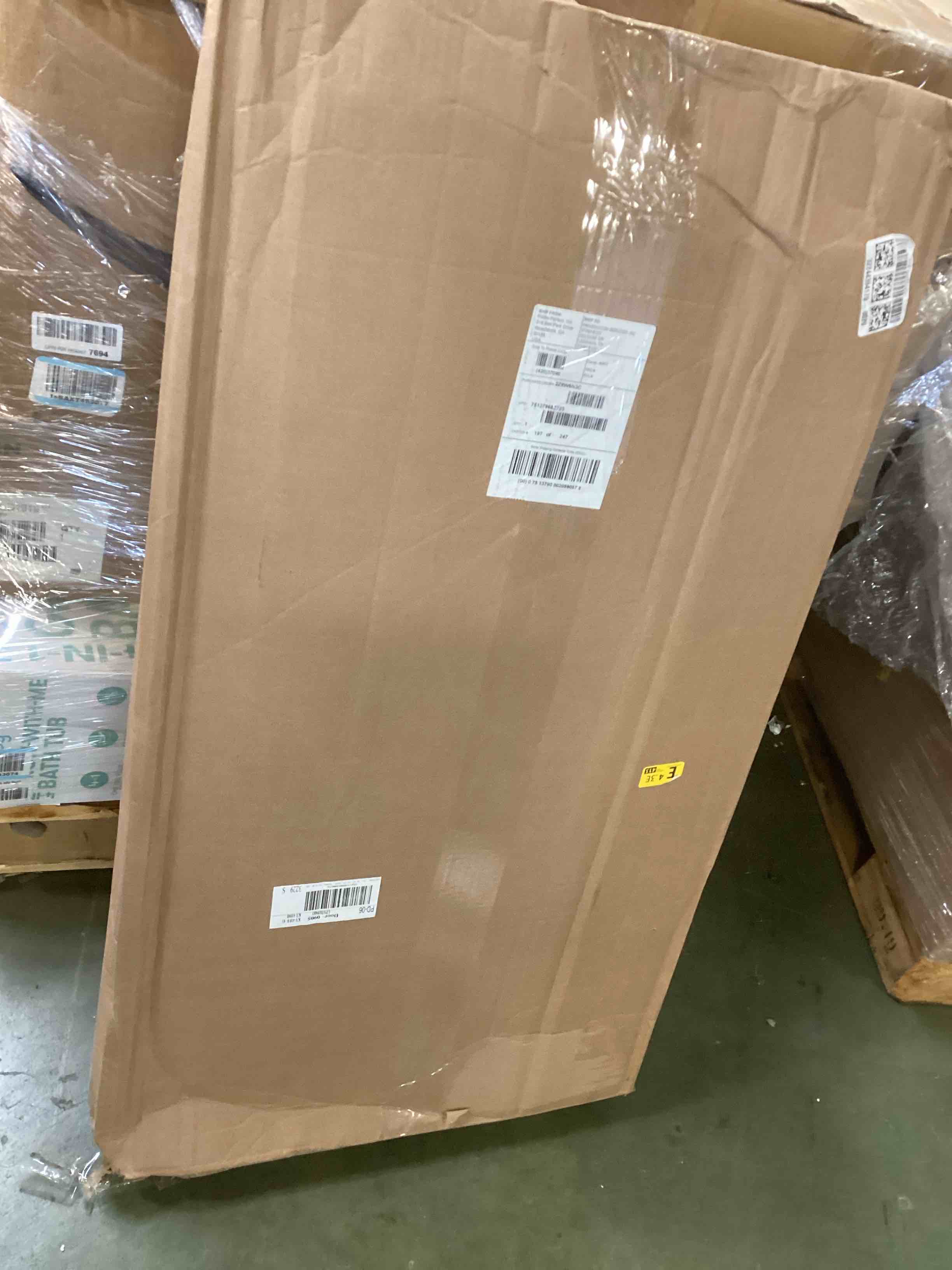 https://s3.amazonaws.com/lotting-images-prod/bidfta/BLU5961016_1708446590858.jpeg