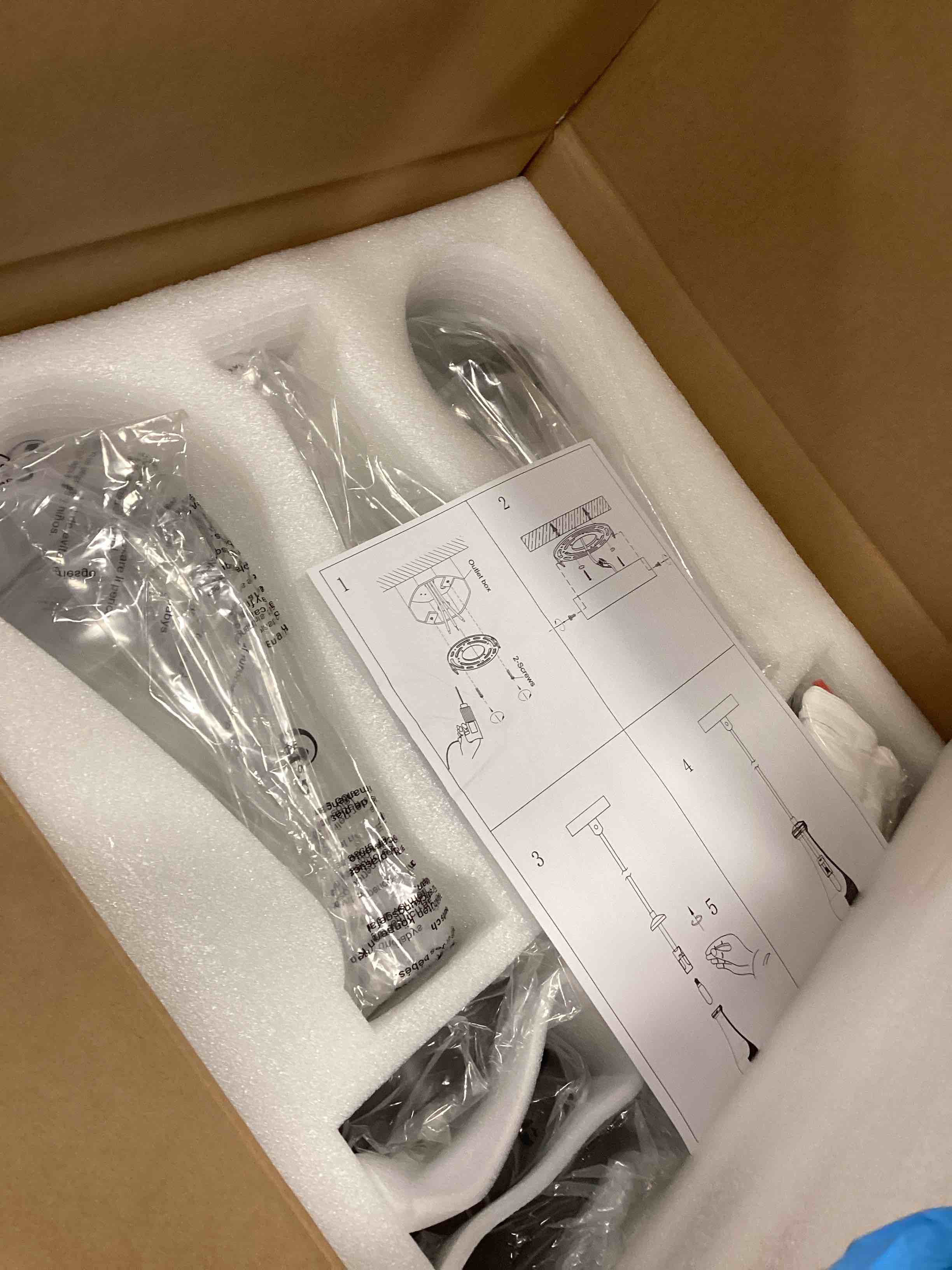 https://s3.amazonaws.com/lotting-images-prod/bidfta/BLU5961827_1707921116237.jpeg