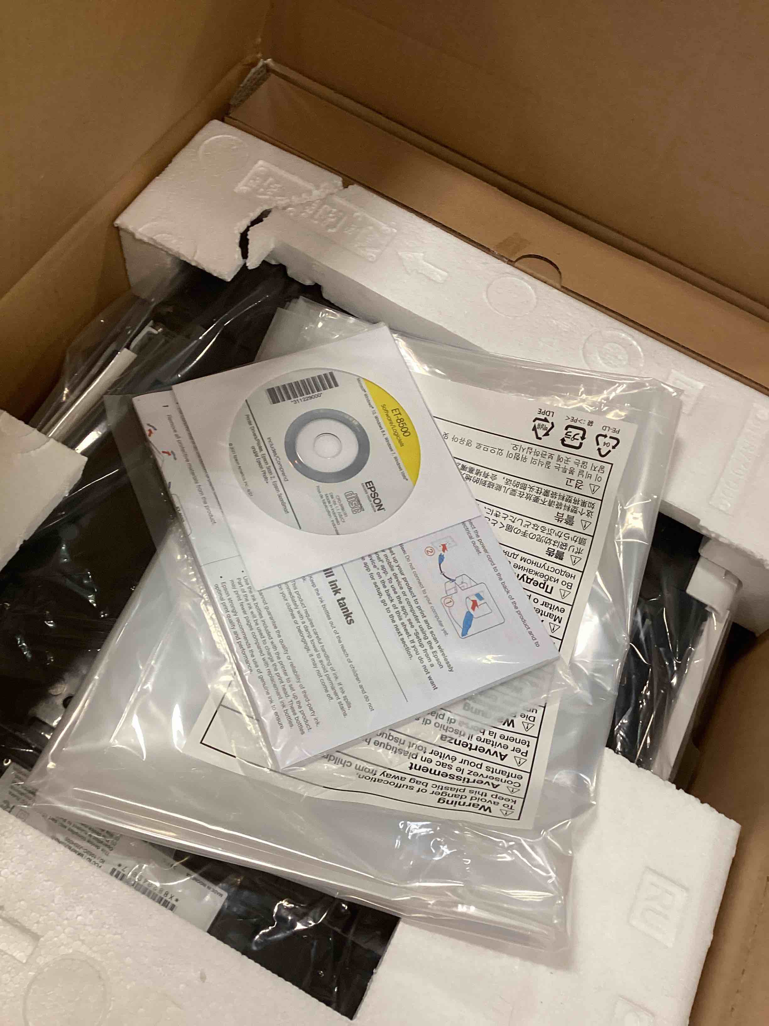 https://s3.amazonaws.com/lotting-images-prod/bidfta/BLU5962140_1708107627392.jpeg