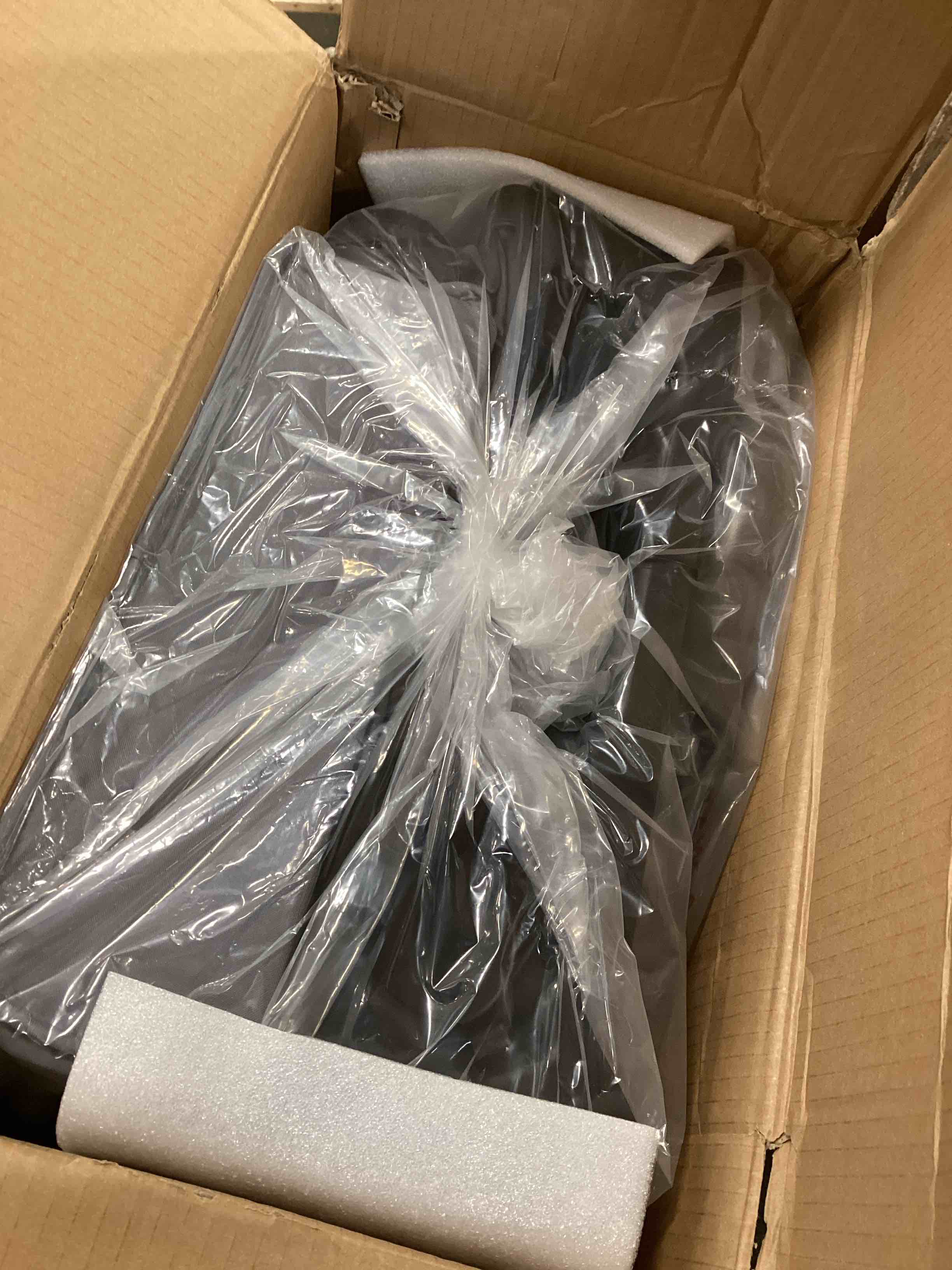 https://s3.amazonaws.com/lotting-images-prod/bidfta/BLU5962276_1708179855221.jpeg