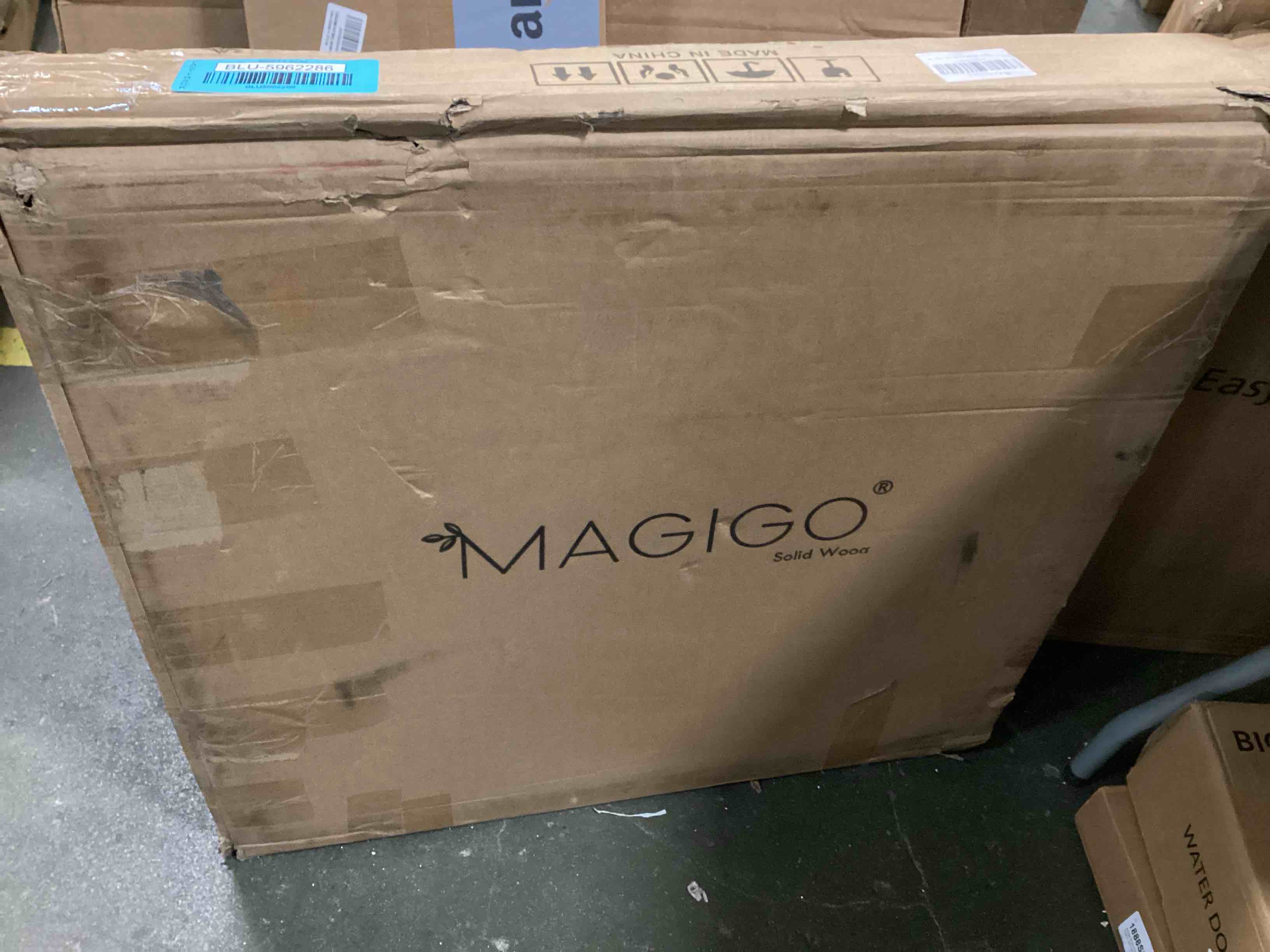 https://s3.amazonaws.com/lotting-images-prod/bidfta/BLU5962286_1708180930257.jpeg