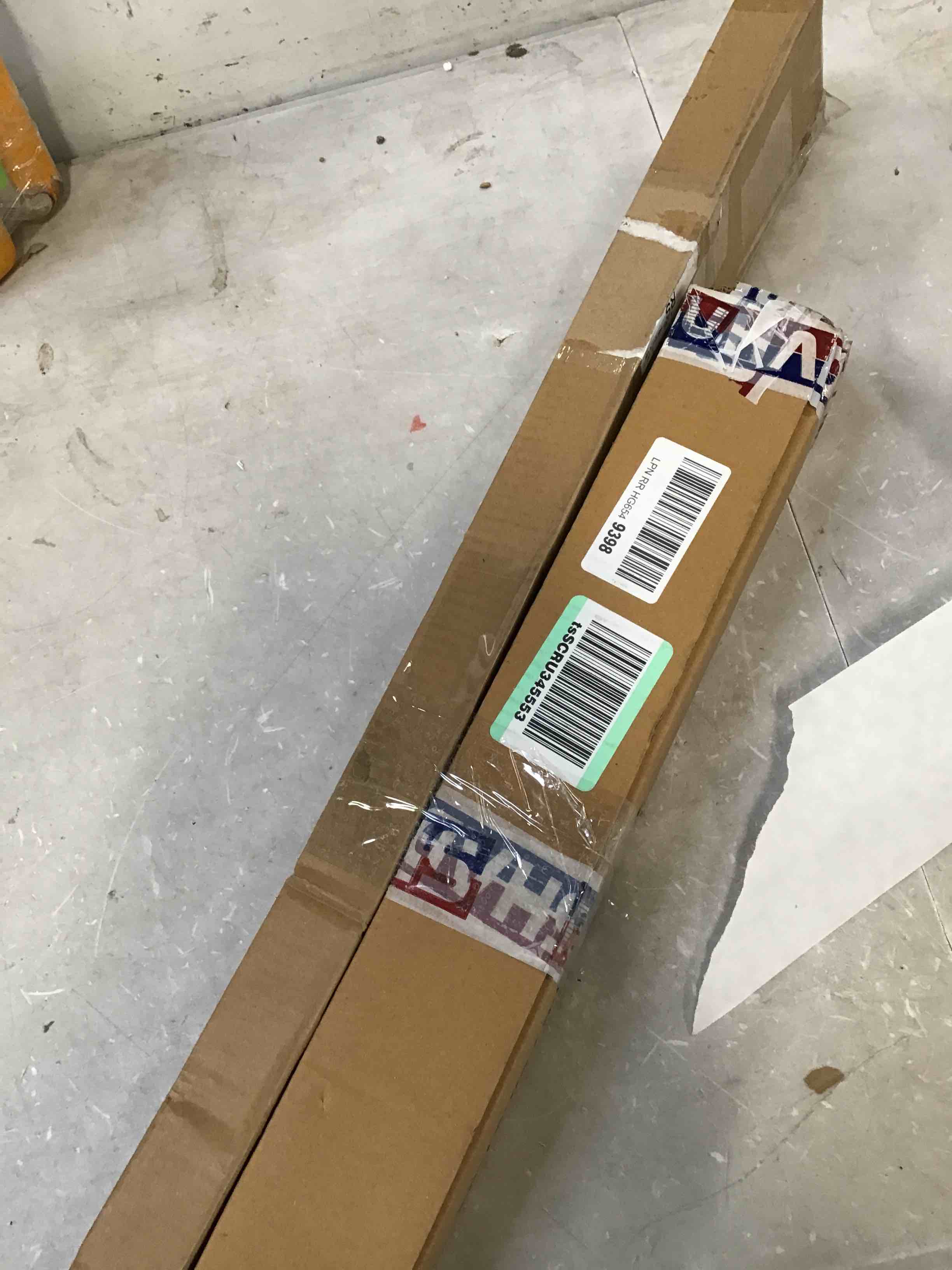 Assorted Window Shades 