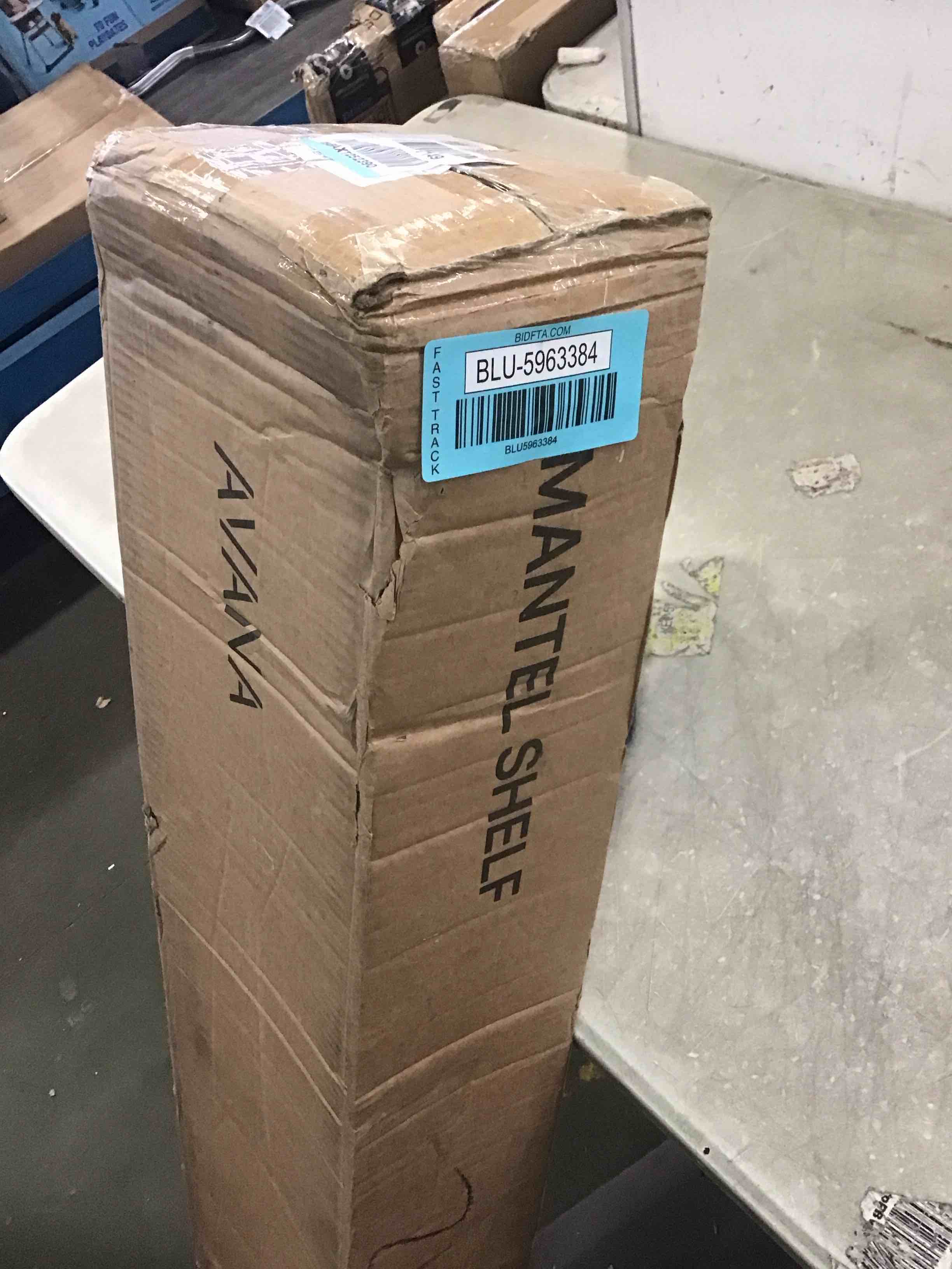 https://s3.amazonaws.com/lotting-images-prod/bidfta/BLU5963384_1709234132603.jpeg