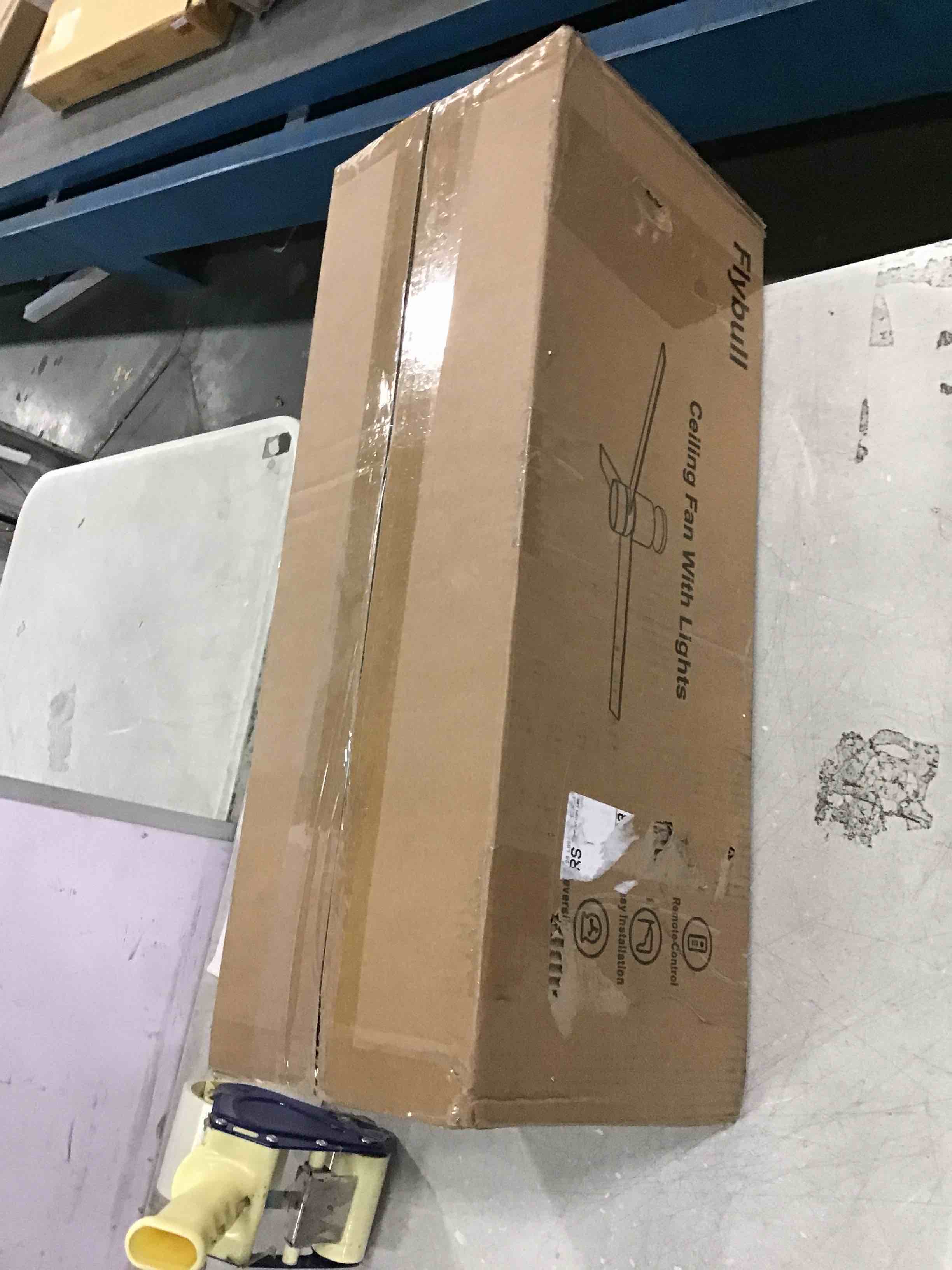 https://s3.amazonaws.com/lotting-images-prod/bidfta/BLU5963649_1709322131403.jpeg