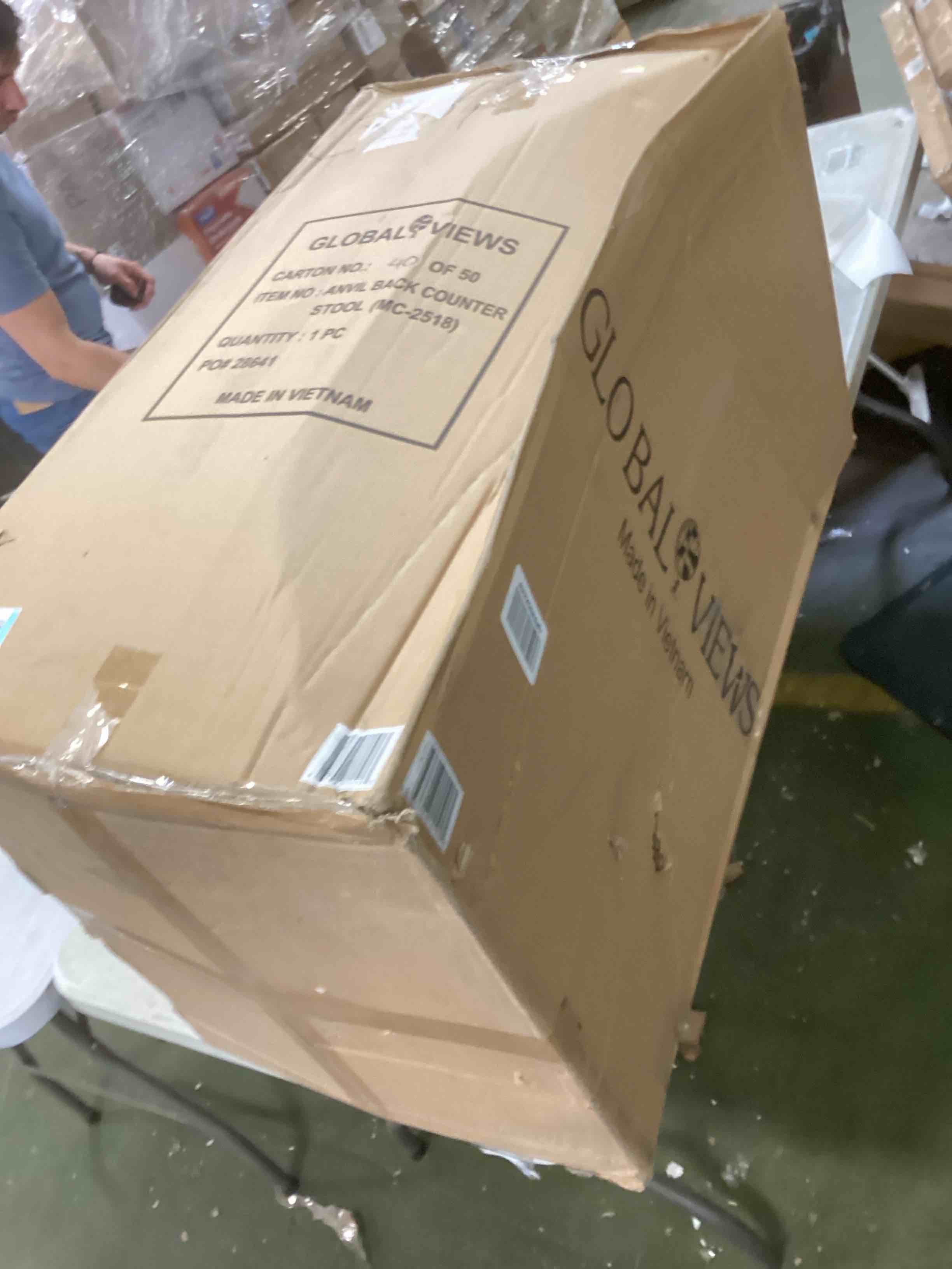 https://s3.amazonaws.com/lotting-images-prod/bidfta/BLU5964019_1709586326093.jpeg