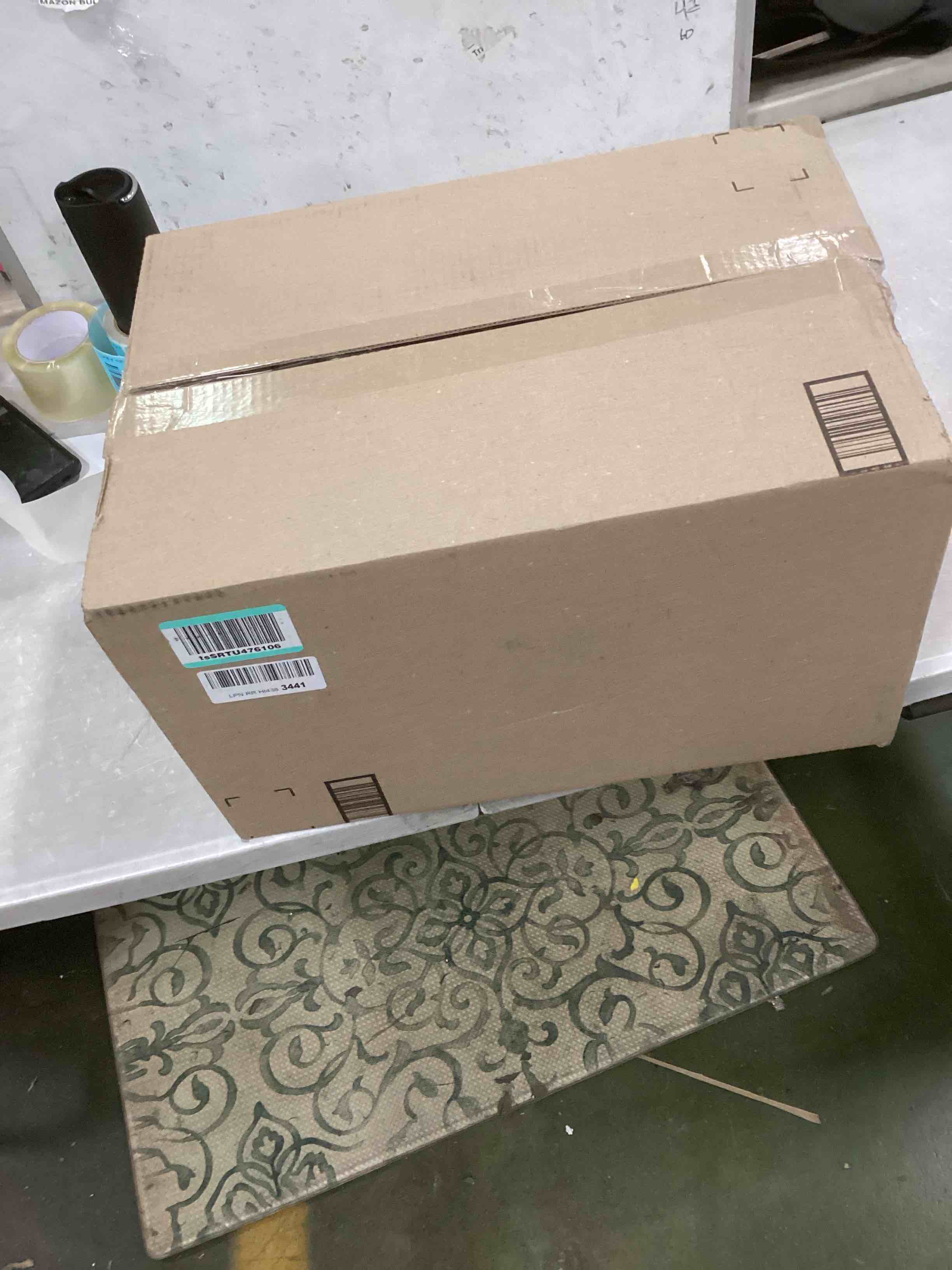 https://s3.amazonaws.com/lotting-images-prod/bidfta/BLU5964041_1709641602167.jpeg