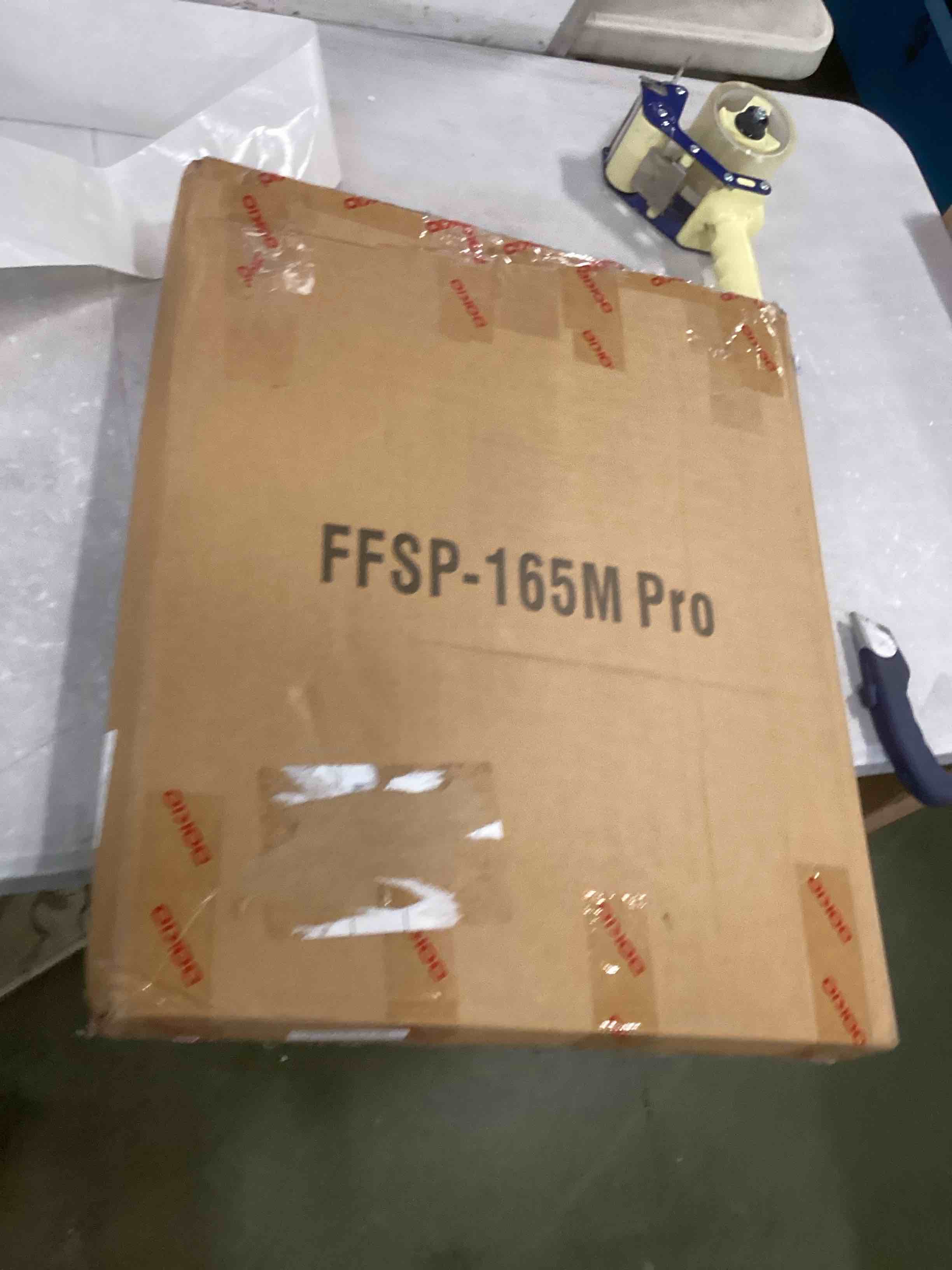 https://s3.amazonaws.com/lotting-images-prod/bidfta/BLU5964070_1709644118033.jpeg