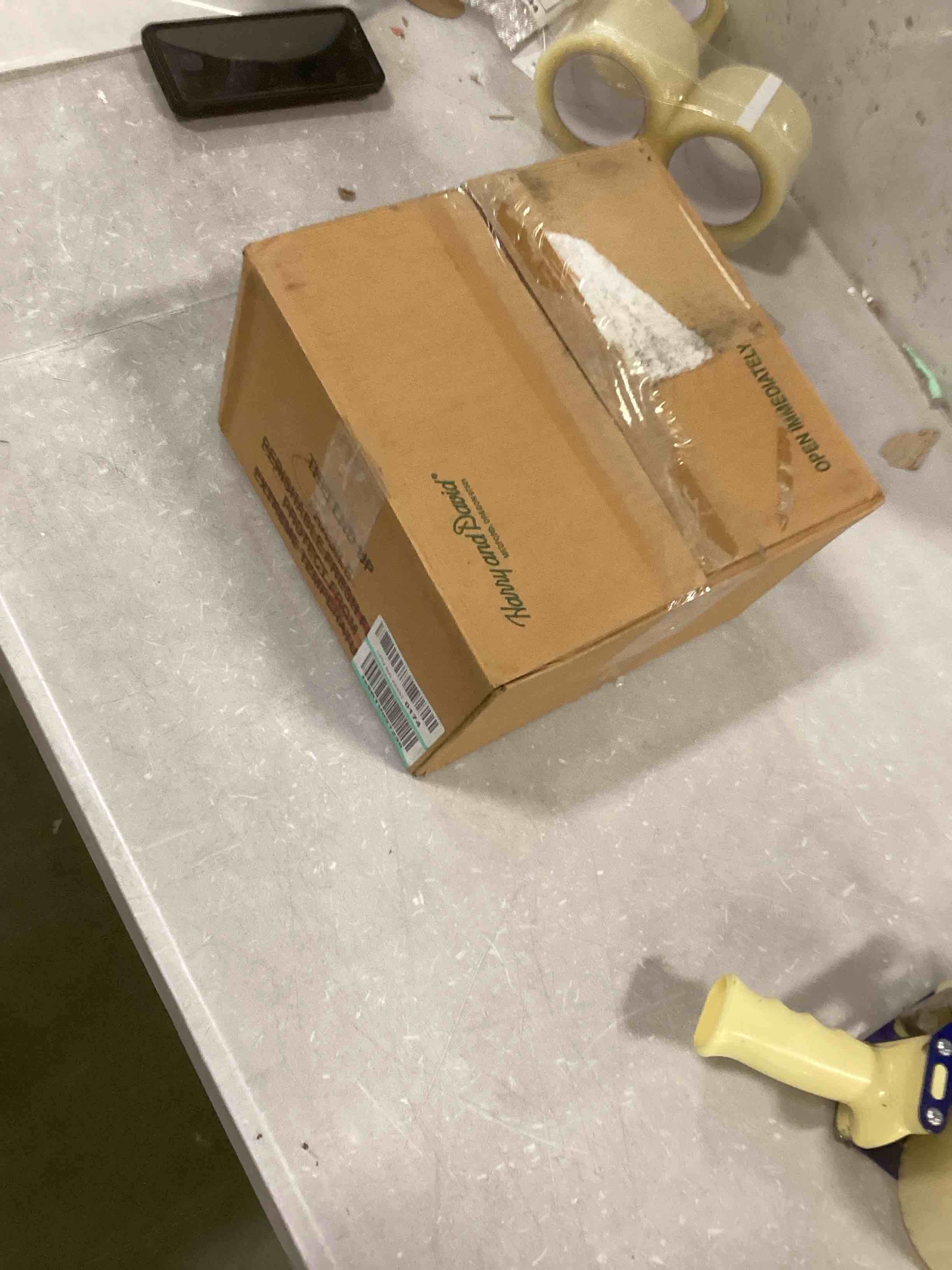 https://s3.amazonaws.com/lotting-images-prod/bidfta/BLU5964225_1709663065928.jpeg