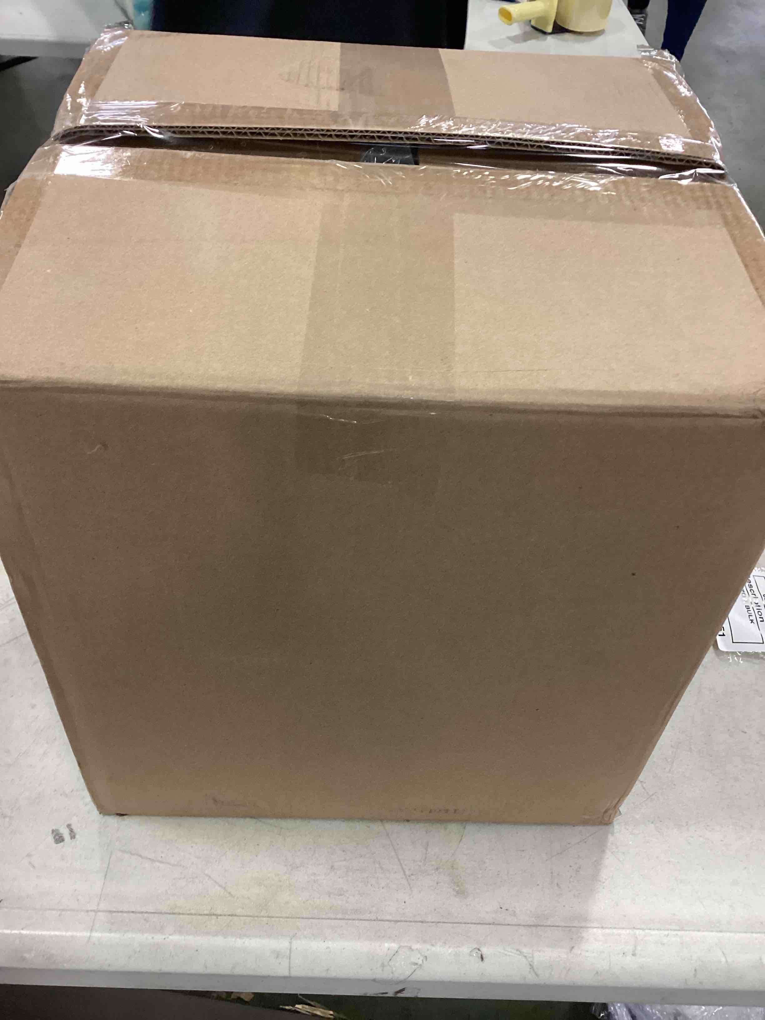 https://s3.amazonaws.com/lotting-images-prod/bidfta/BLU5964447_1708696509680.jpeg