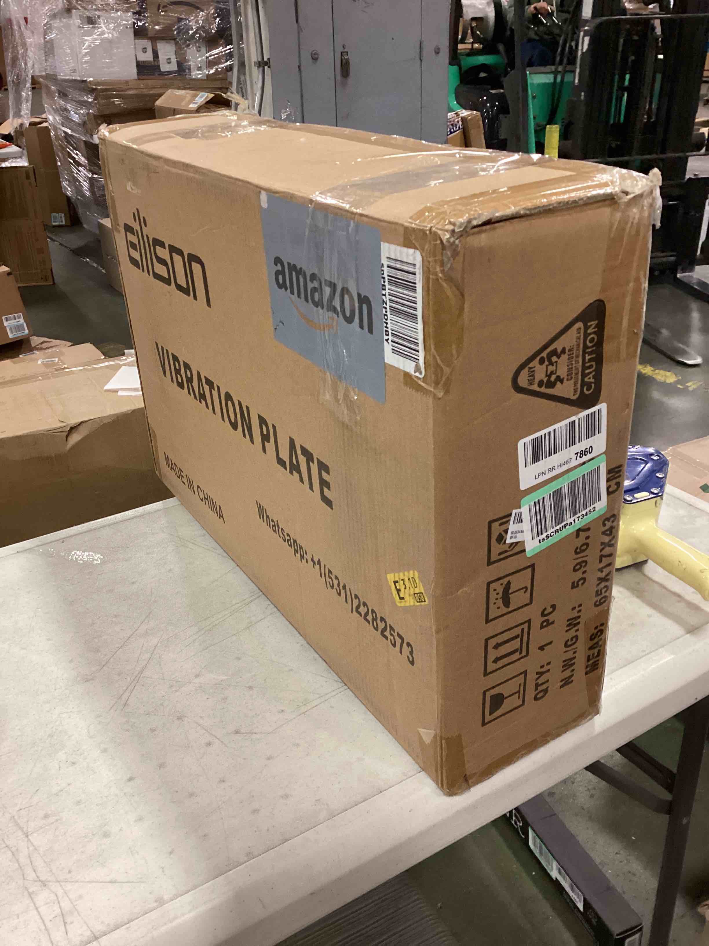https://s3.amazonaws.com/lotting-images-prod/bidfta/BLU5964547_1708781376574.jpeg