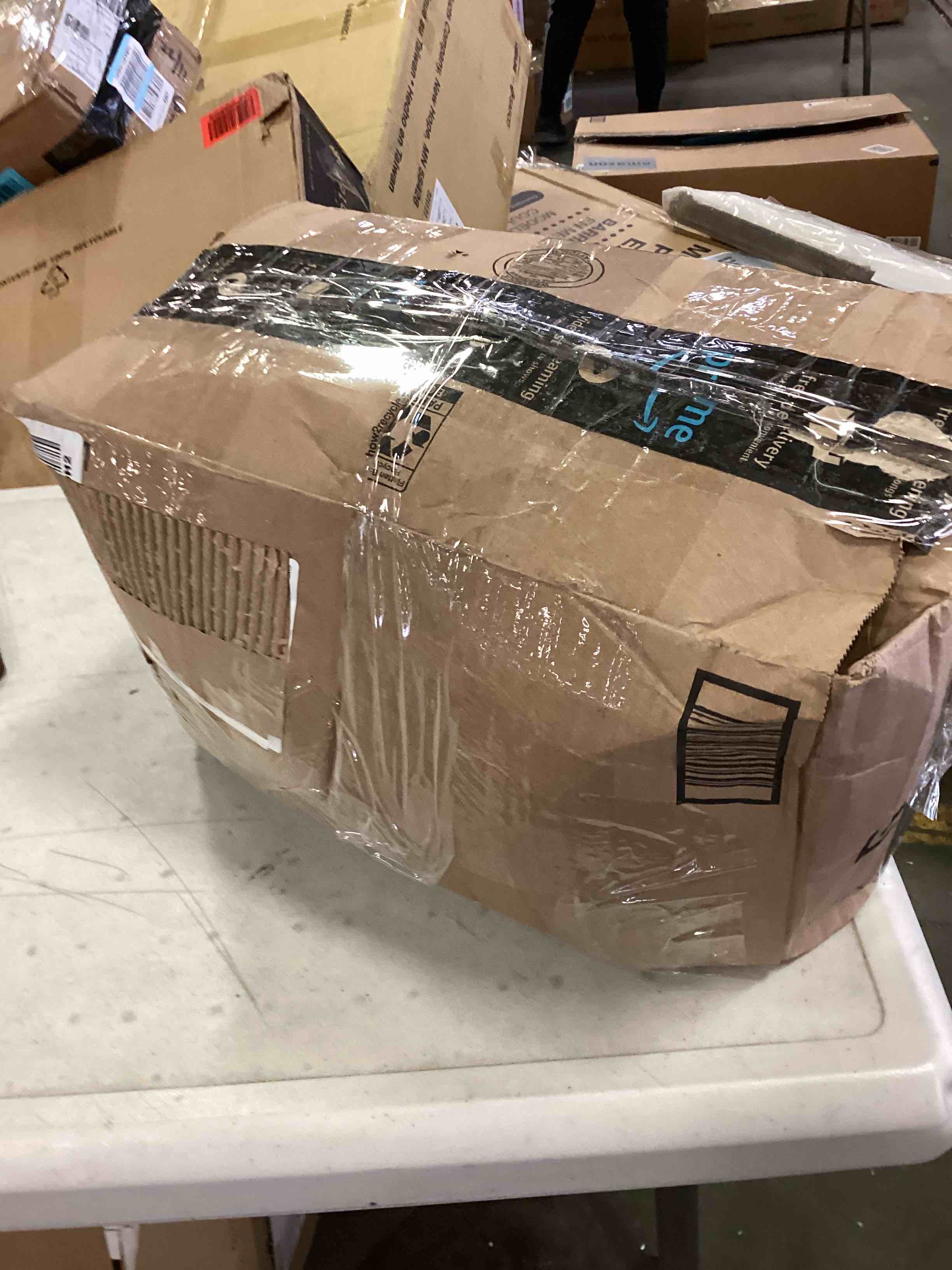 https://s3.amazonaws.com/lotting-images-prod/bidfta/BLU5964726_1708803186480.jpeg