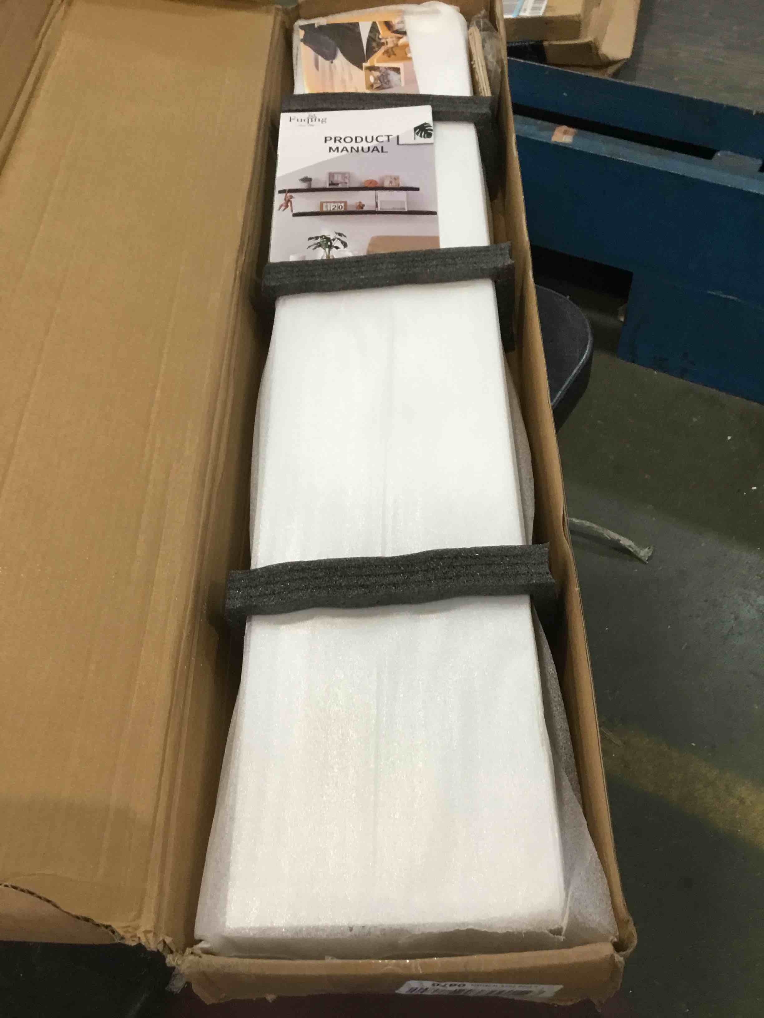 https://s3.amazonaws.com/lotting-images-prod/bidfta/BLU5964968_1710429478284.jpeg