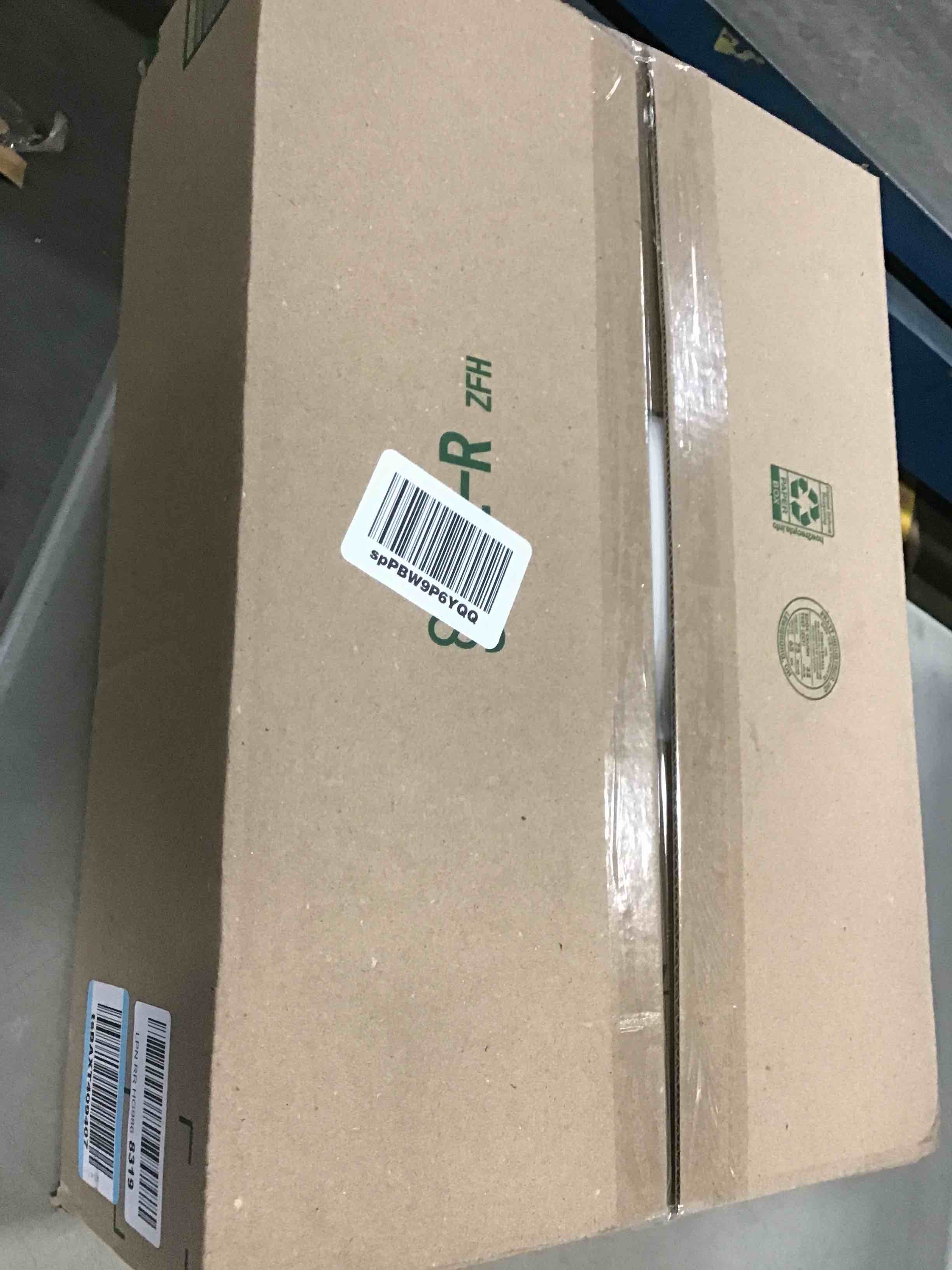 https://s3.amazonaws.com/lotting-images-prod/bidfta/BLU5965315_1710604742175.jpeg