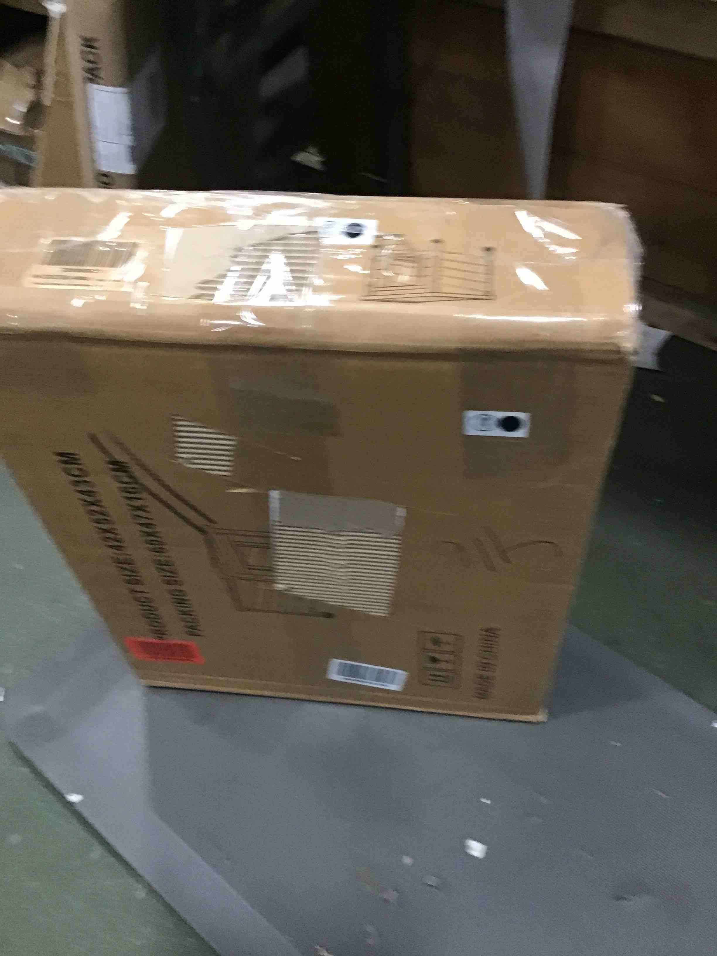 https://s3.amazonaws.com/lotting-images-prod/bidfta/BLU5965380_1710767573403.jpeg