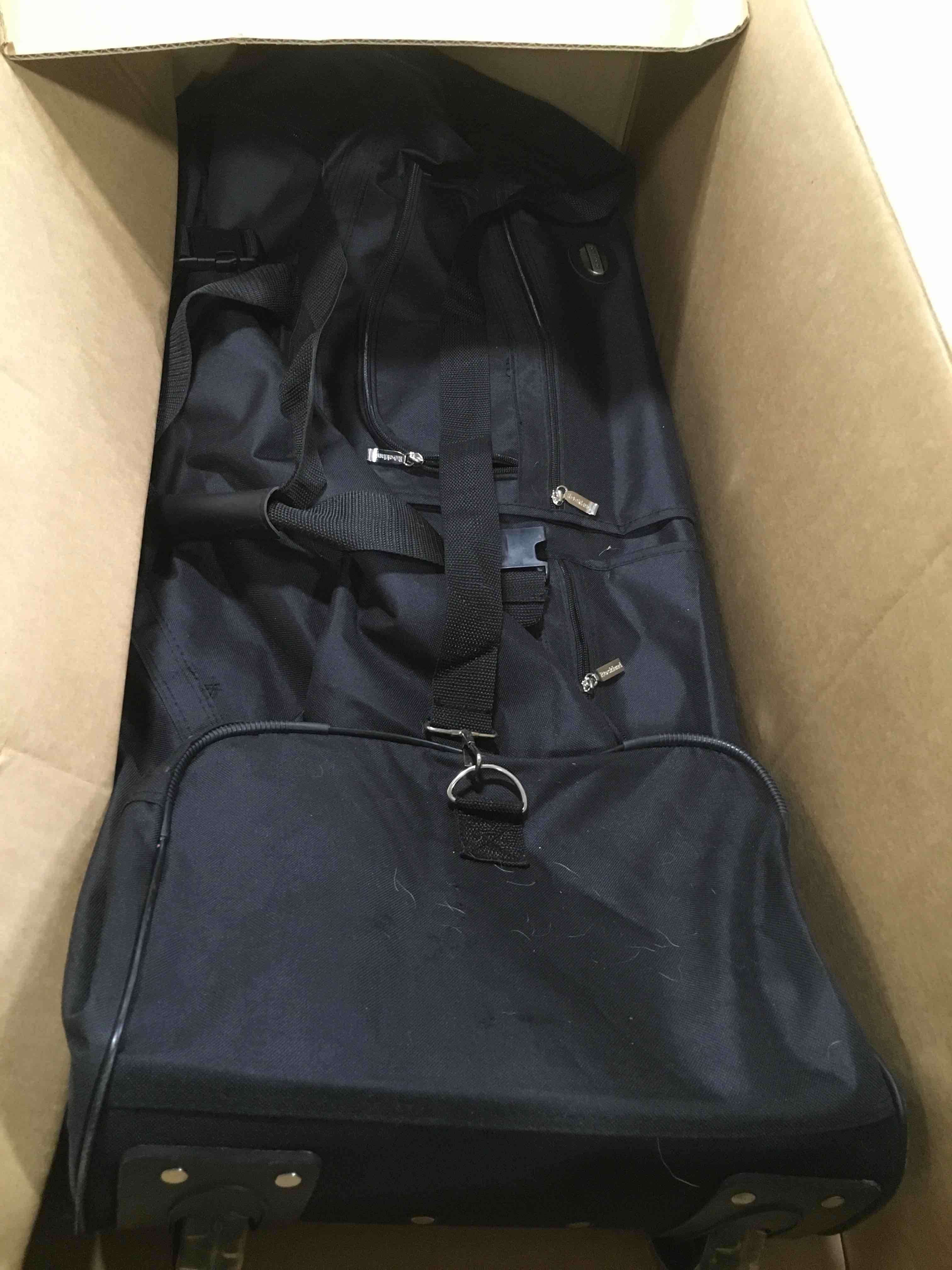 https://s3.amazonaws.com/lotting-images-prod/bidfta/BLU5965679_1710940384303.jpeg