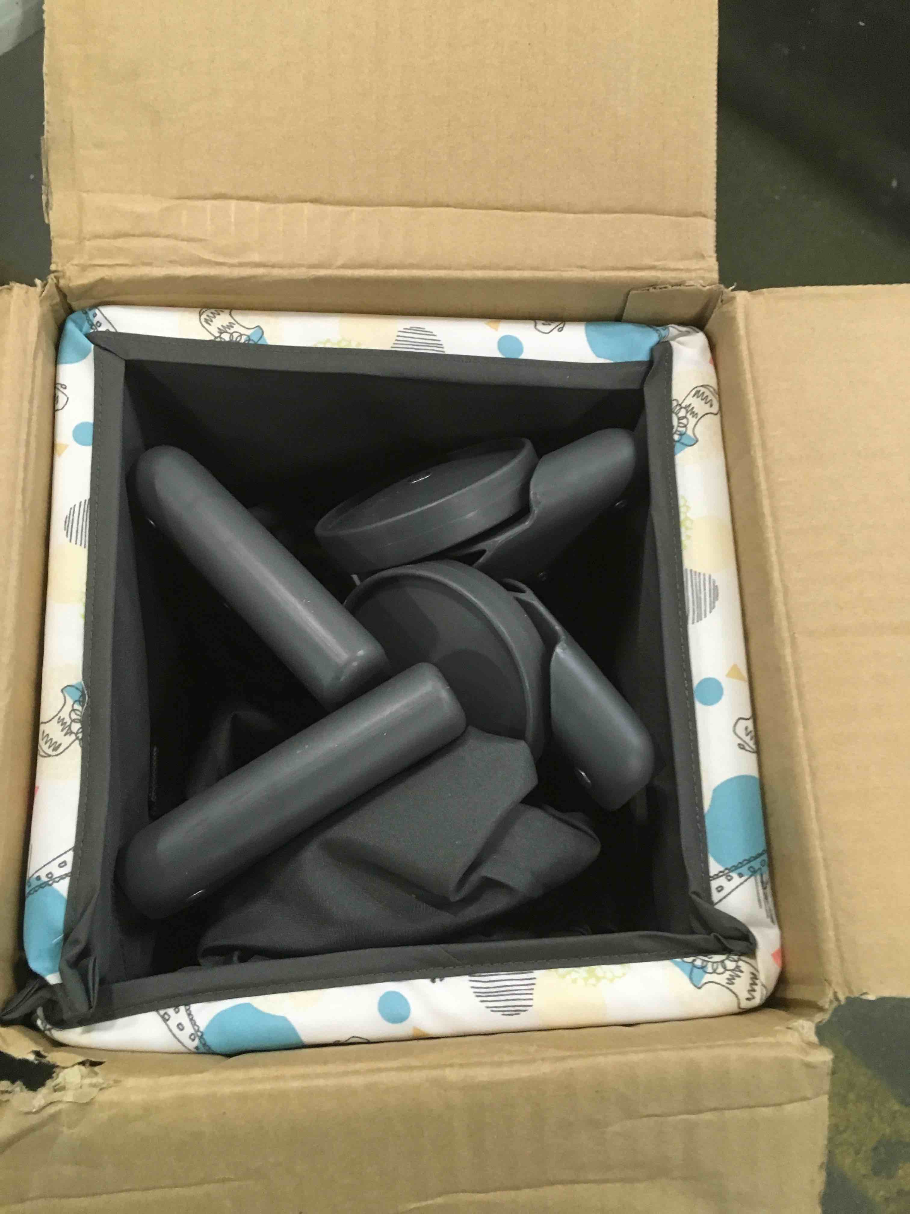 https://s3.amazonaws.com/lotting-images-prod/bidfta/BLU5965715_1710946982875.jpeg